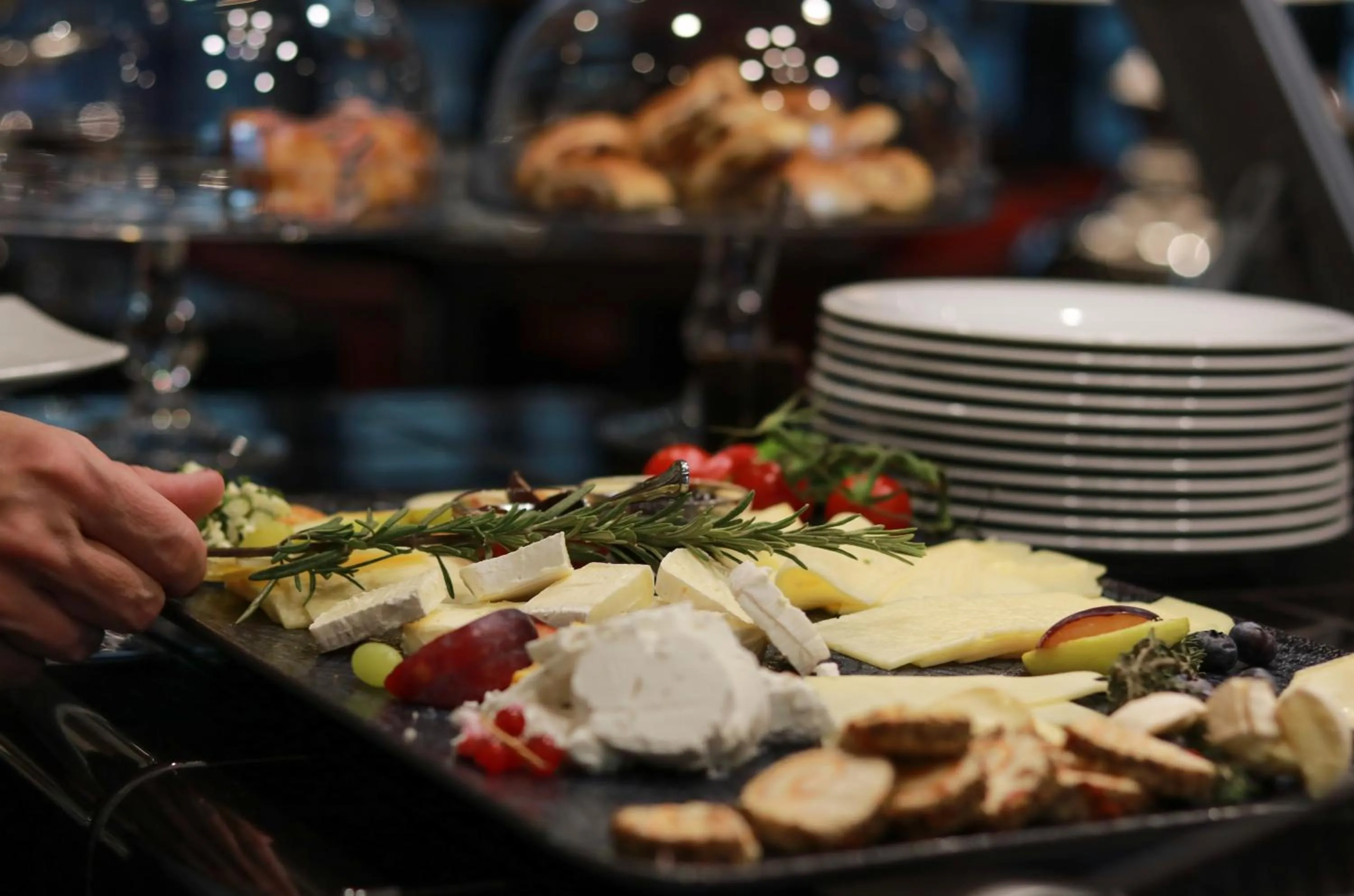 Buffet breakfast in Haverkamp Suites