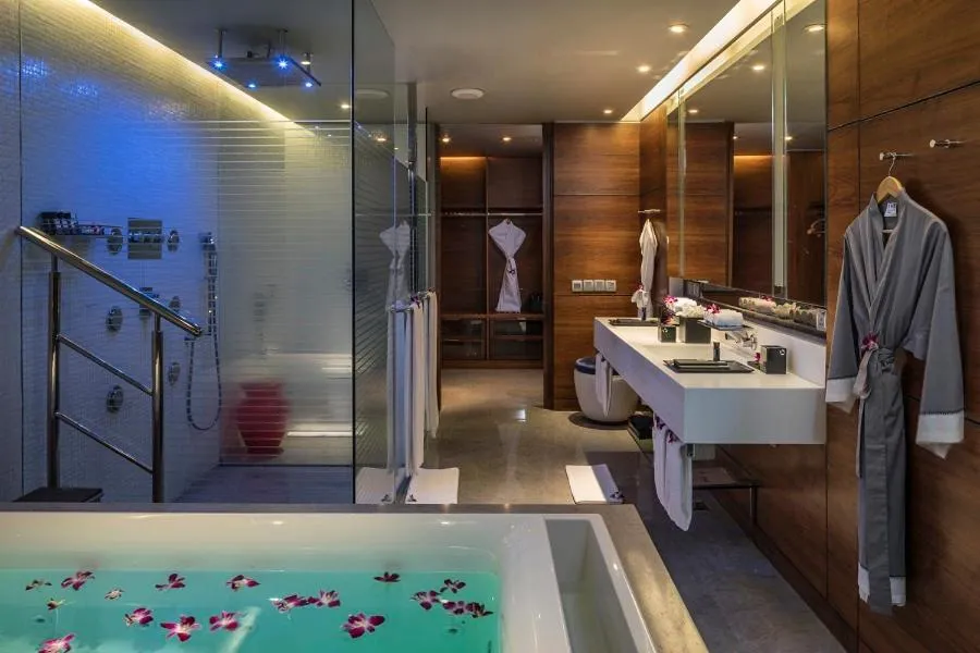 Shower in The Park Hyderabad, Banjara Hills near Hussain Sagar Lake