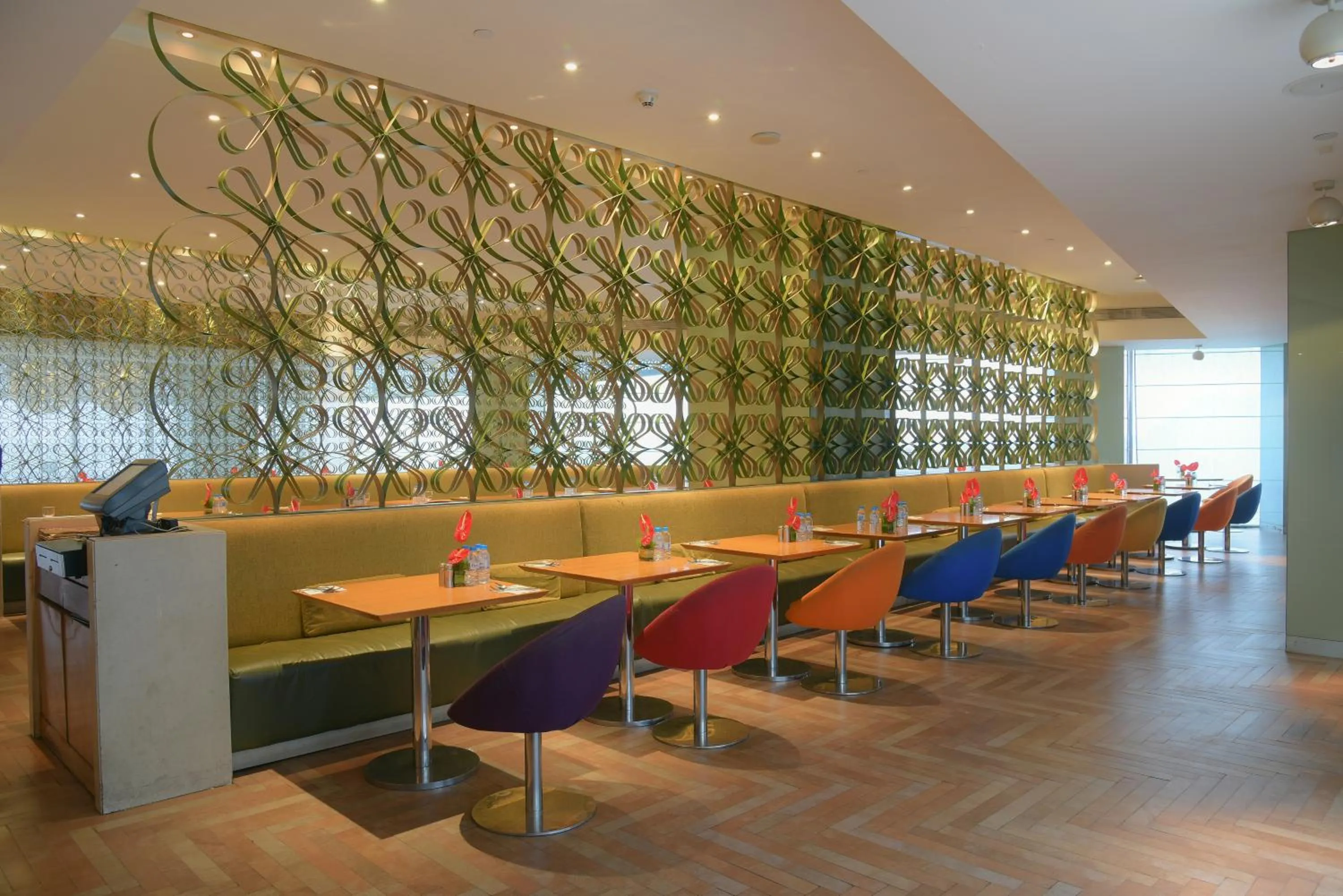 Restaurant/places to eat in The Park Hyderabad, Banjara Hills near Hussain Sagar Lake