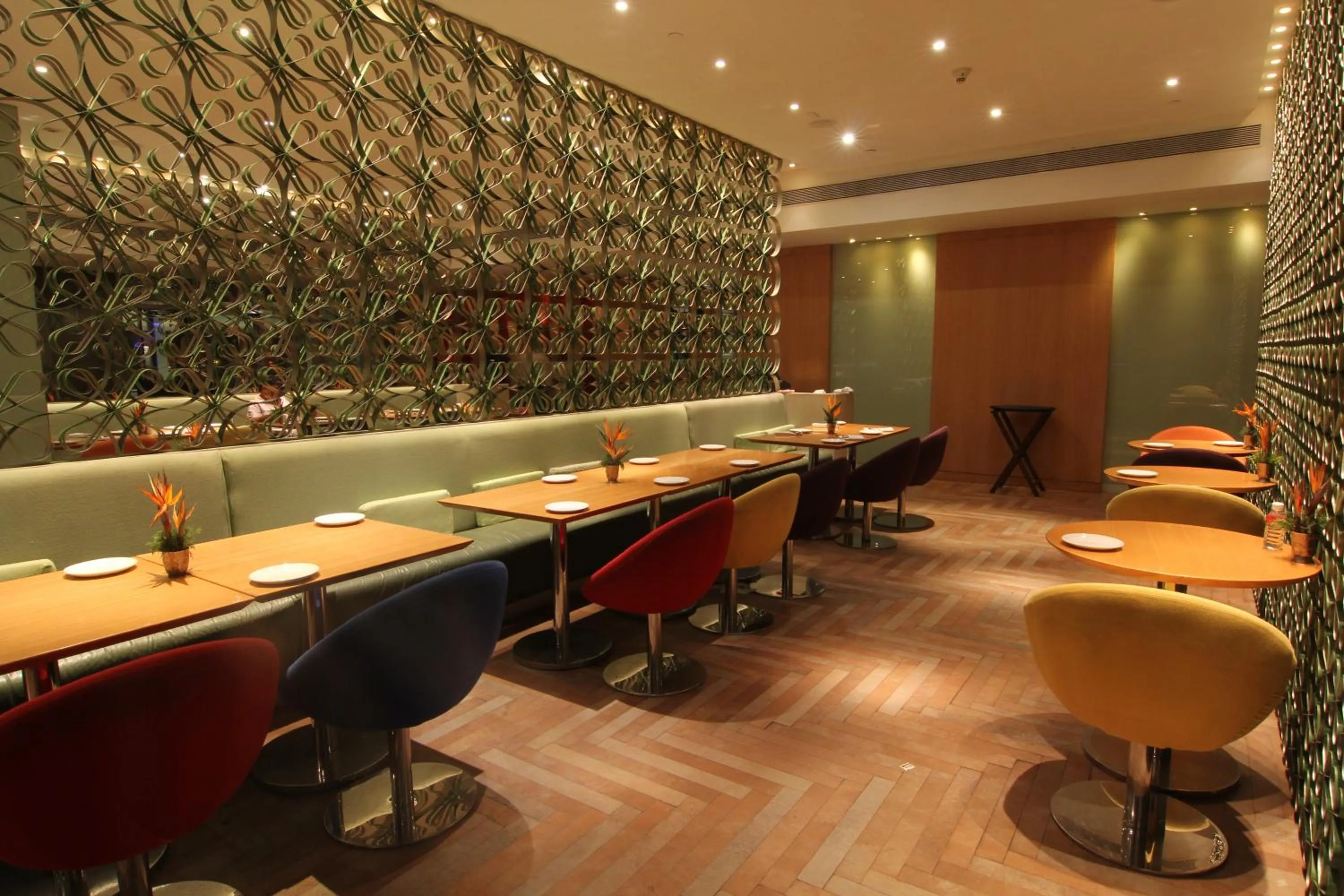 Restaurant/places to eat in The Park Hyderabad, Banjara Hills near Hussain Sagar Lake