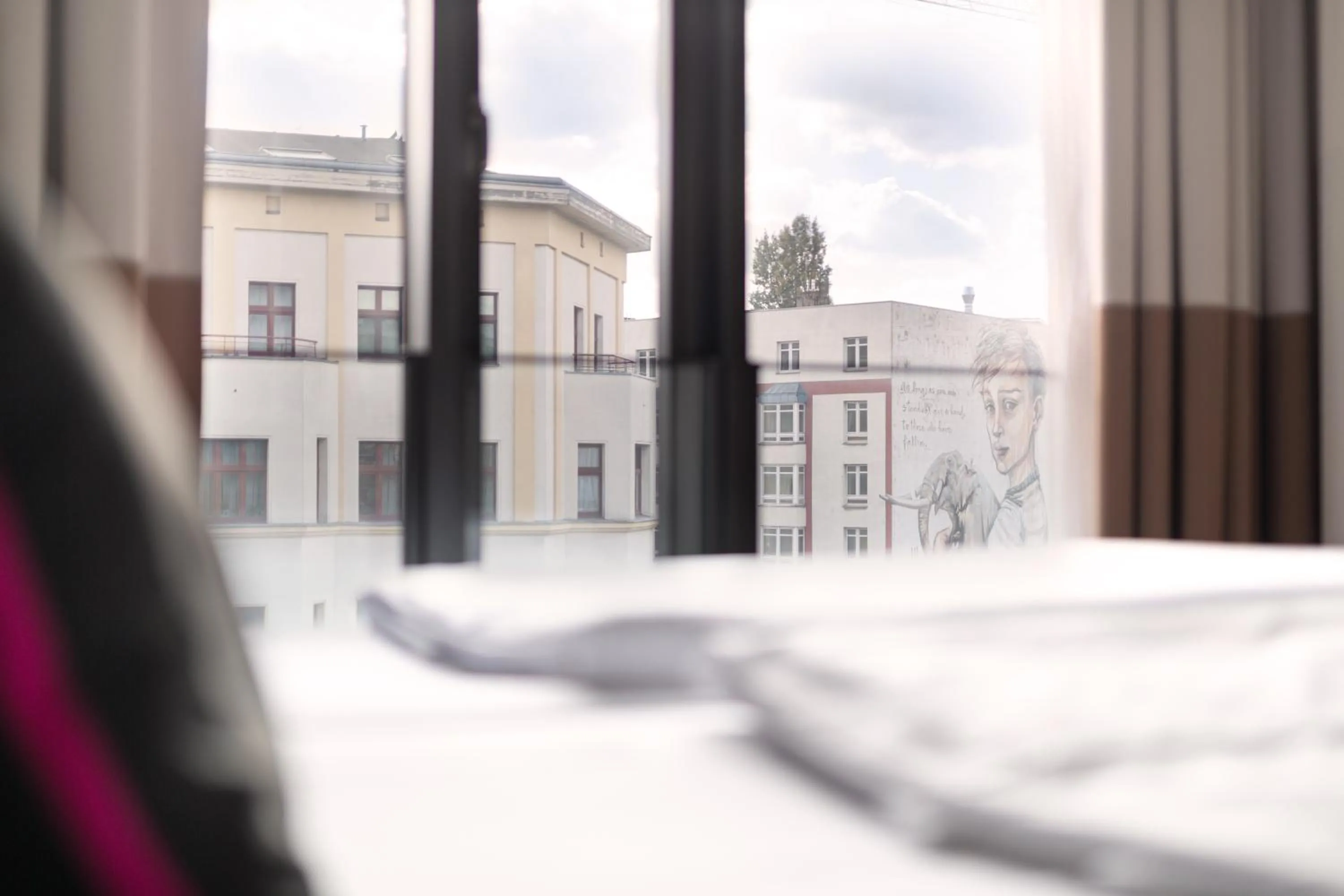 View (from property/room), Bed in Hotel MOA Berlin