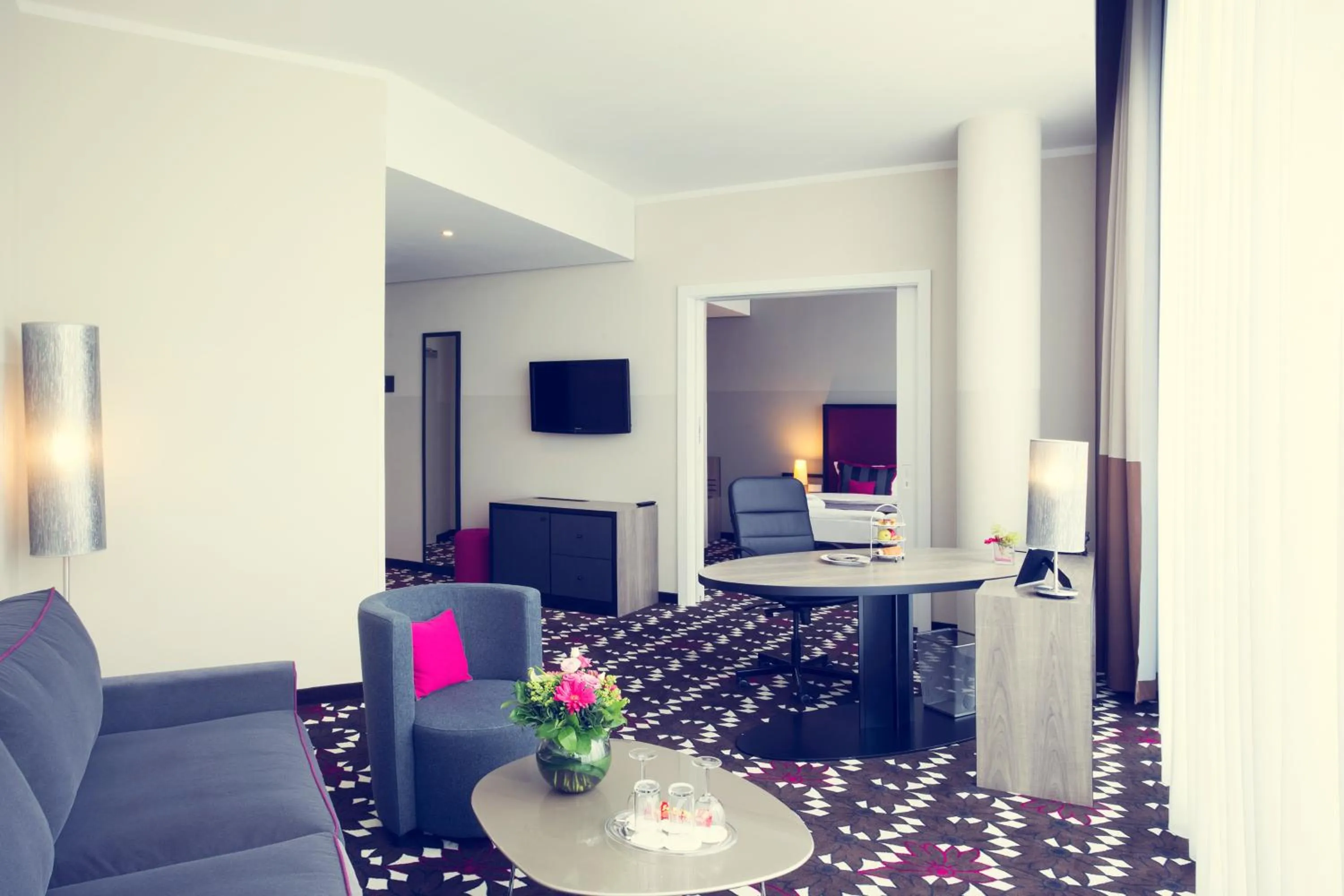 Photo of the whole room in Hotel MOA Berlin