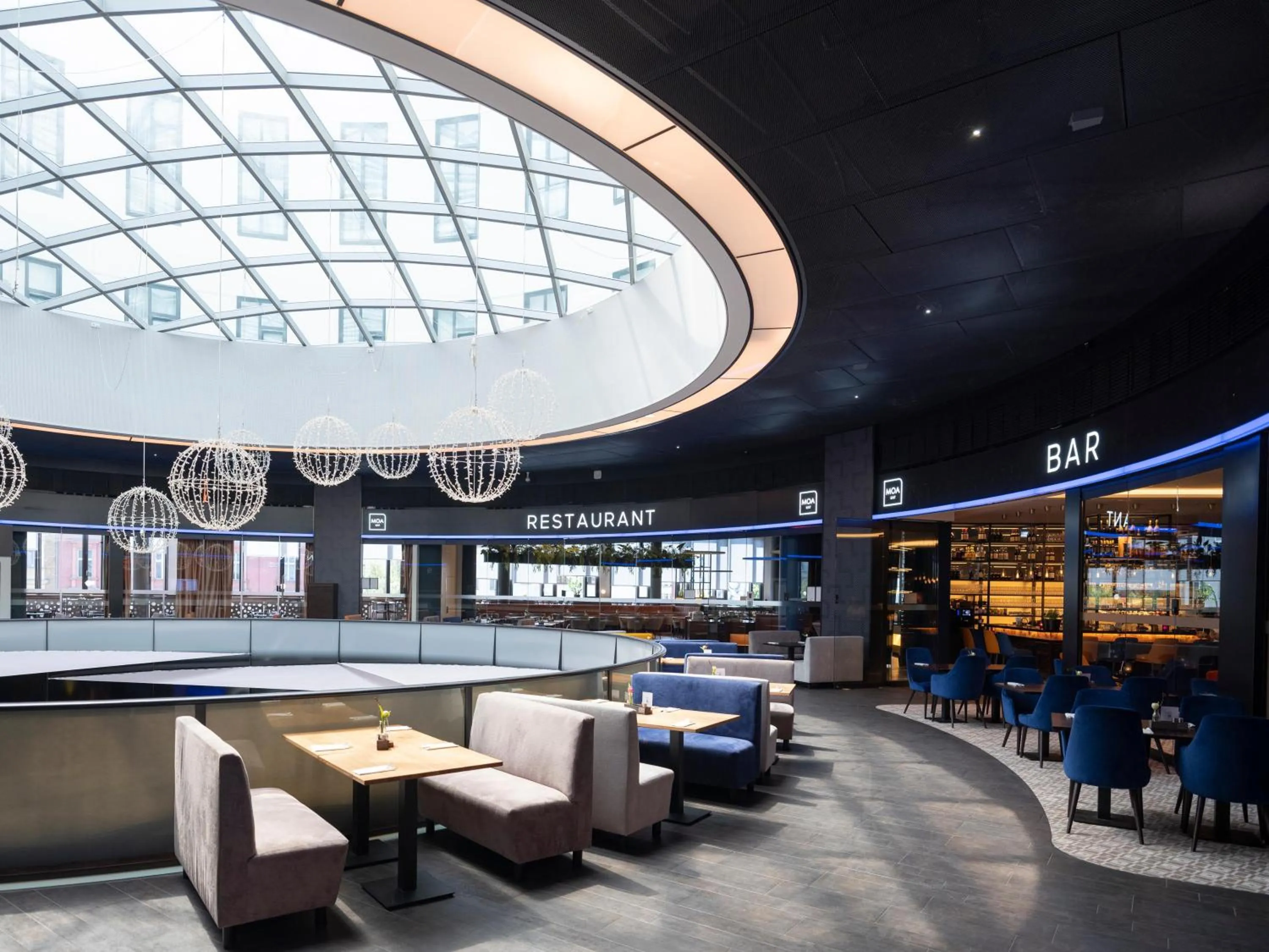 Lounge or bar in Mercure Hotel MOA Berlin