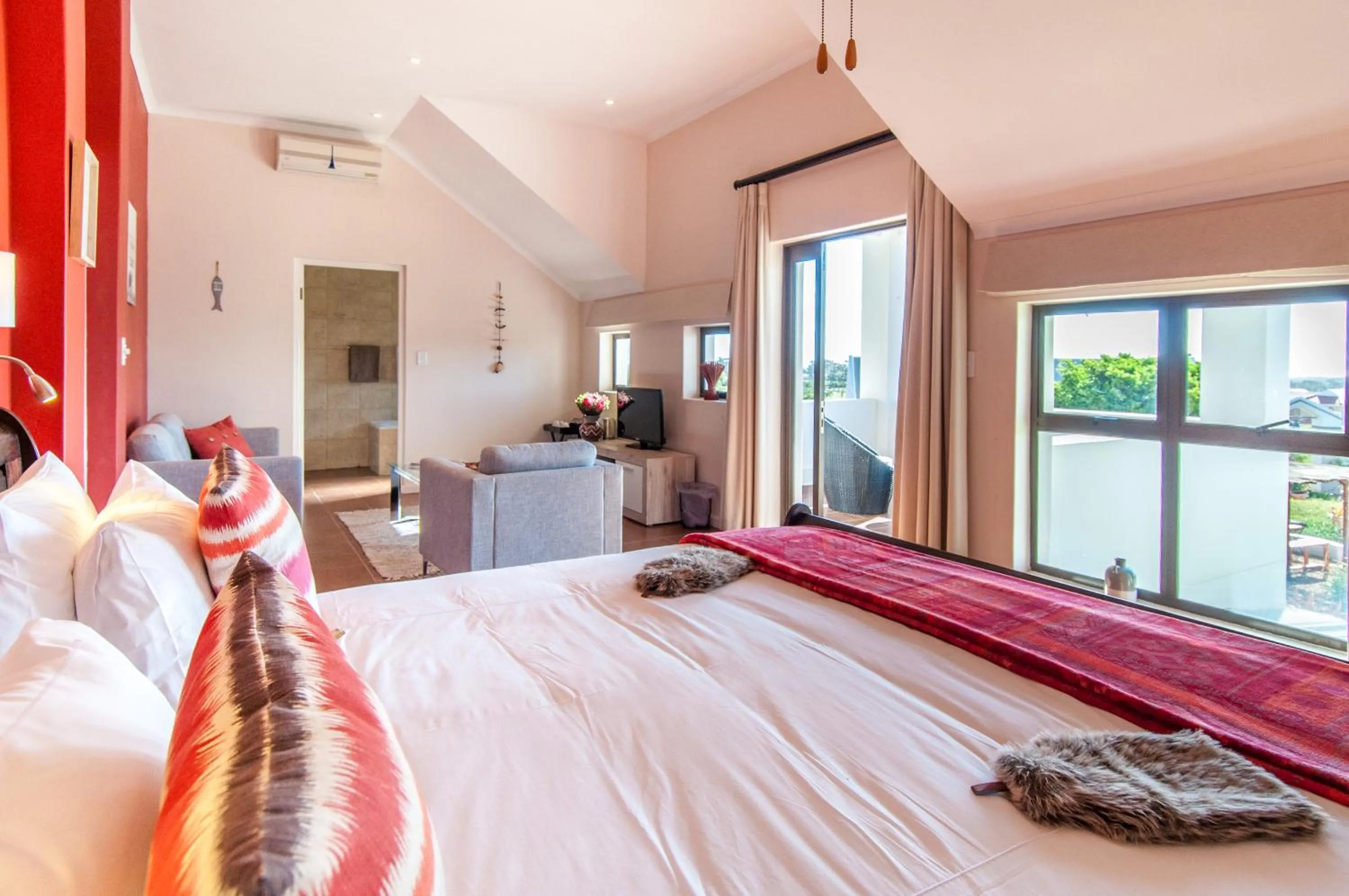 Bedroom, Bed in Wind-Rose Guest House