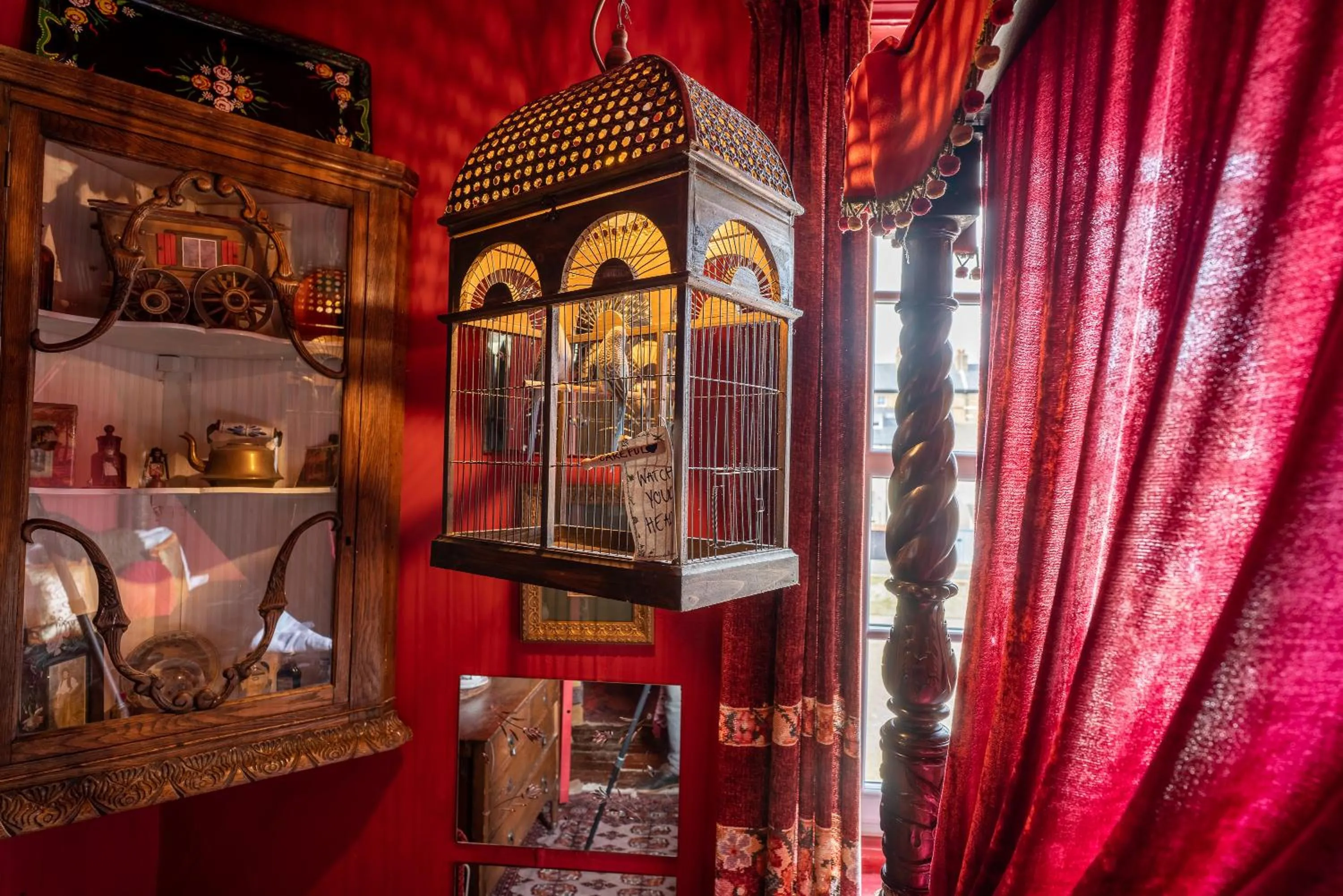 Decorative detail in La Rosa Hotel