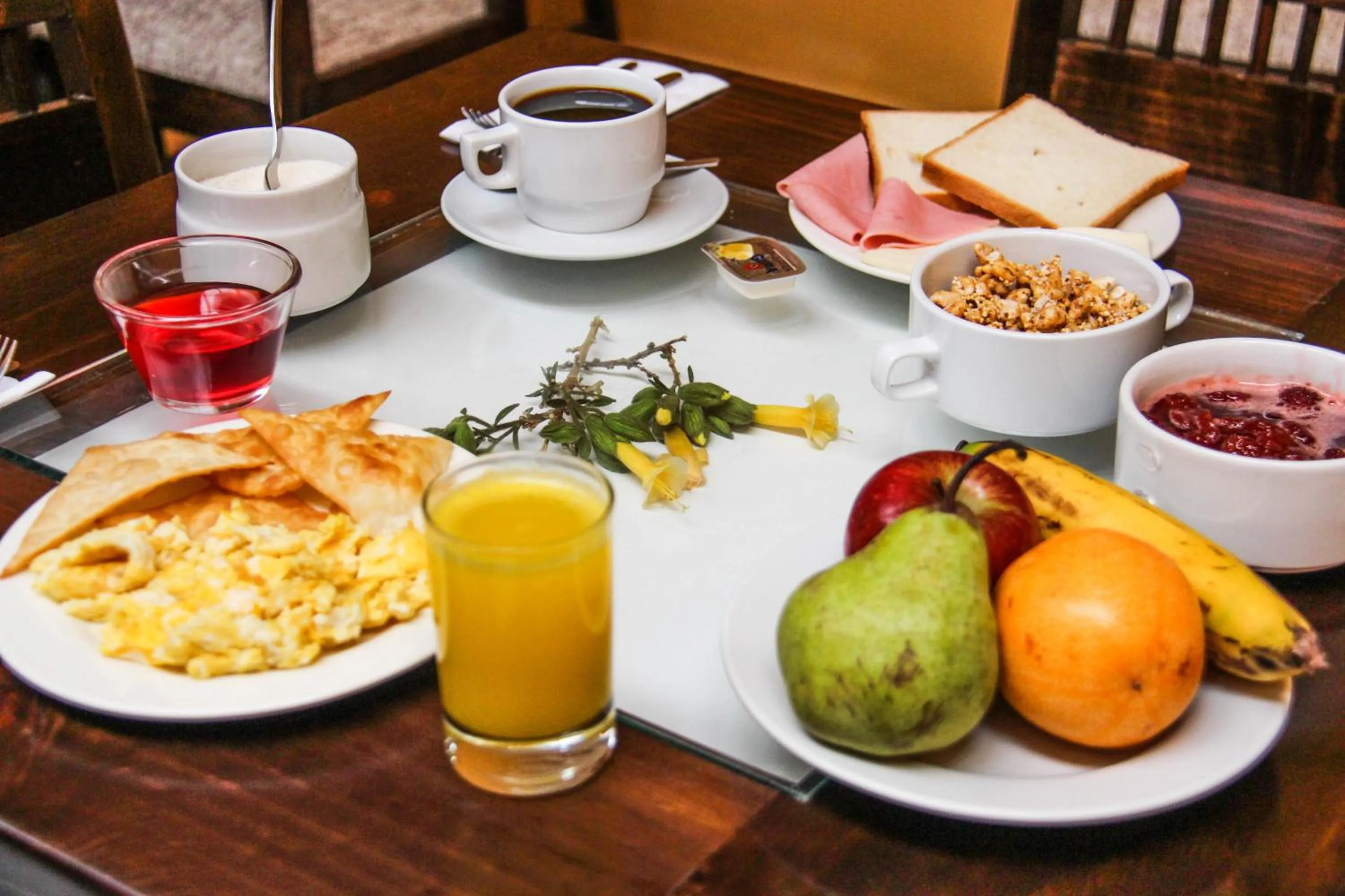 Restaurant/places to eat in Hotel Limacpampa