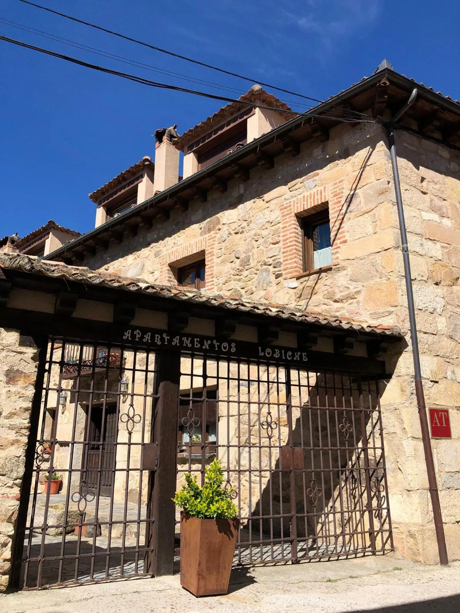 Property building in Apartamentos Lobiche