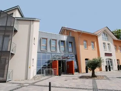 Facade/entrance in AKZENT Hotel Altenberge