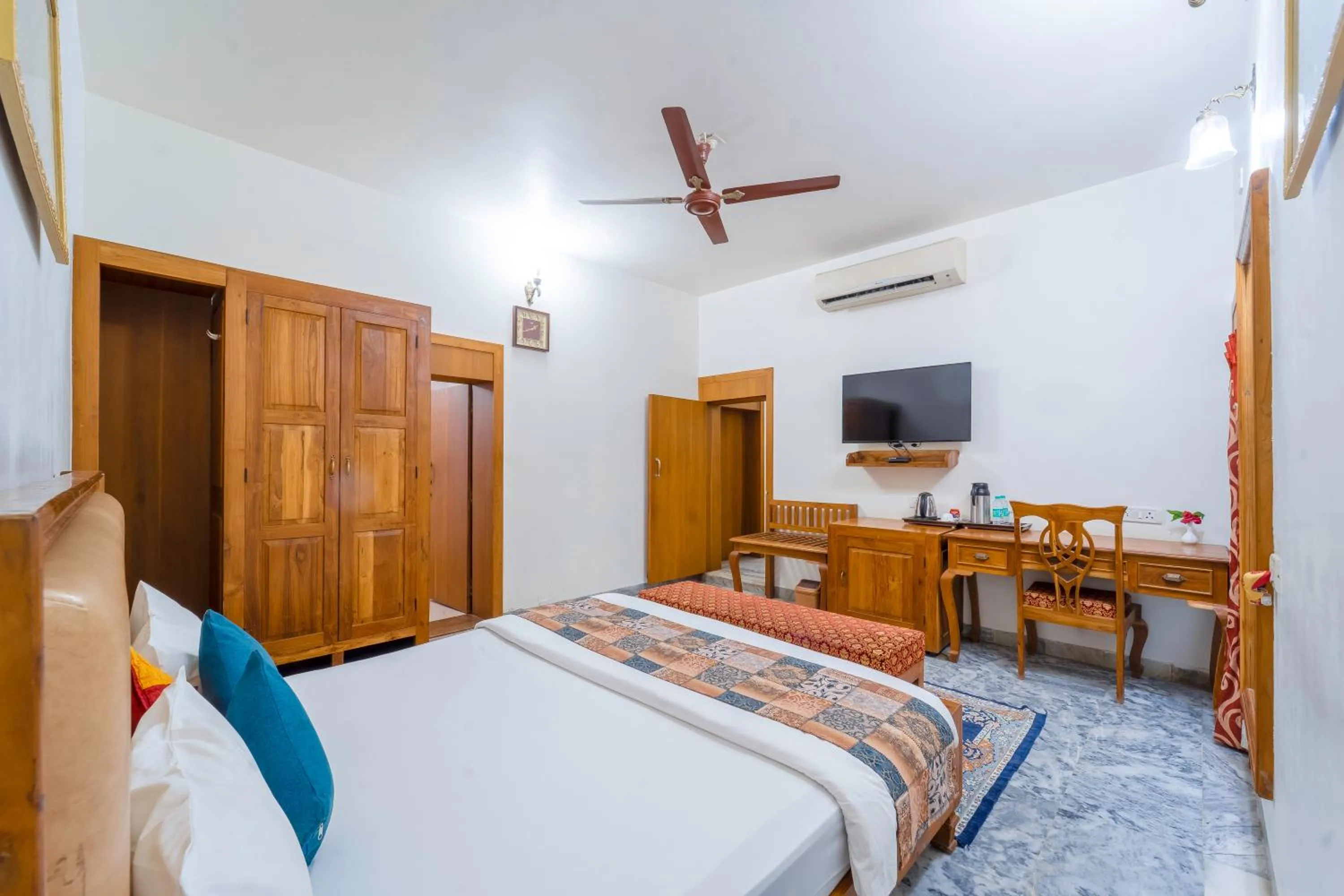 Bedroom in Hotel Chandrawati Palace