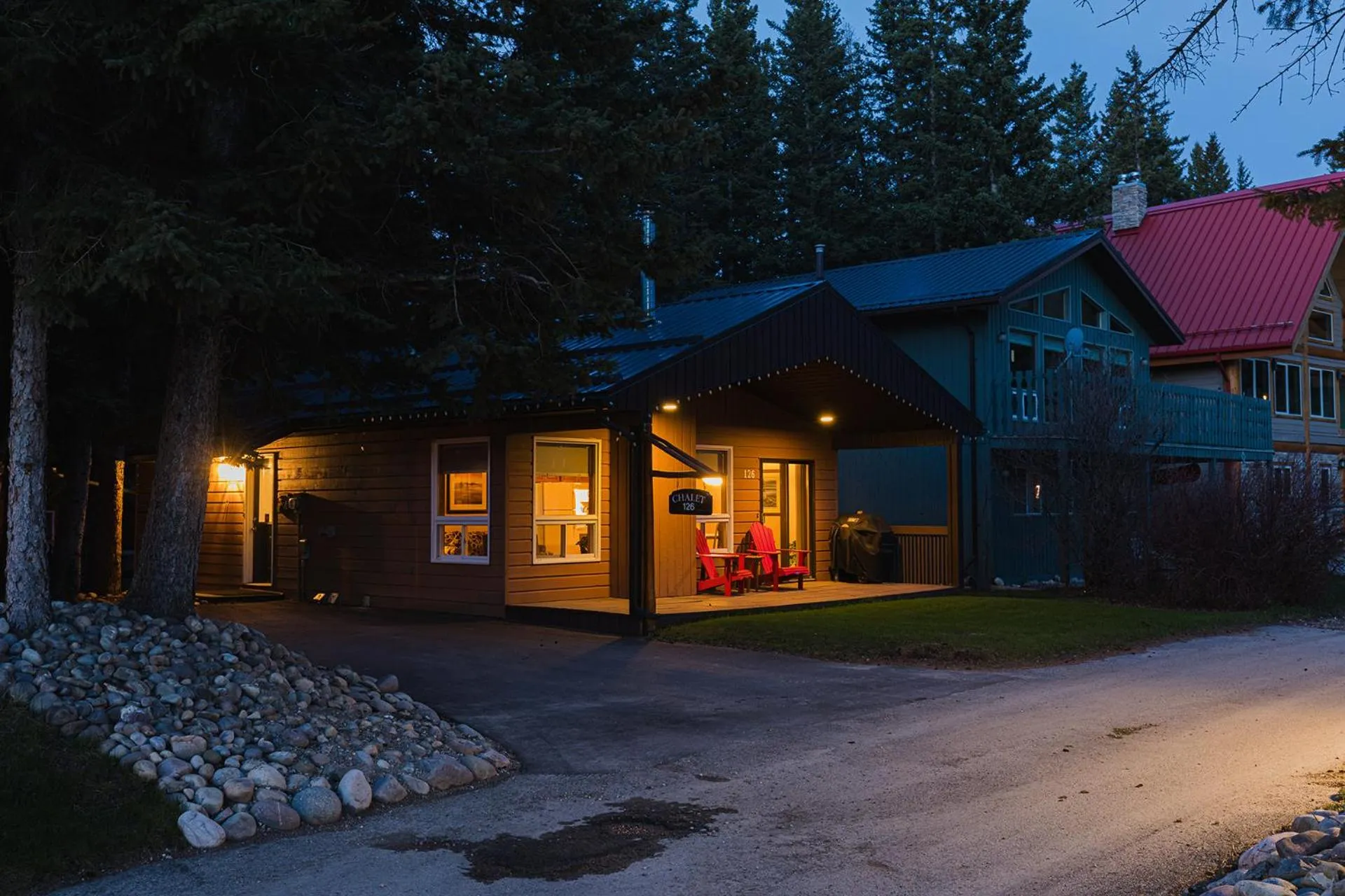 Property building in Overlander Mountain Lodge