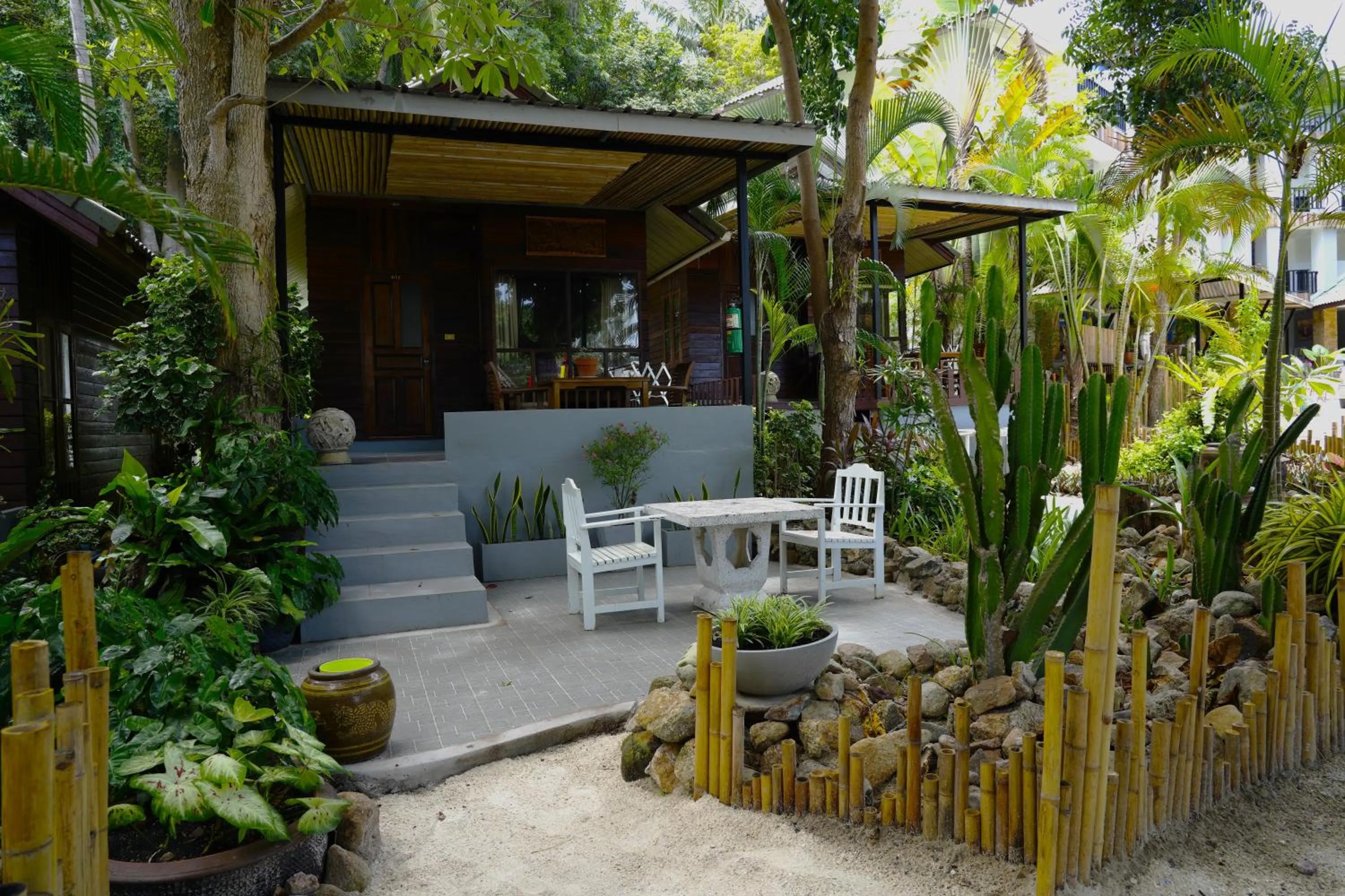 Patio in Villa Cha-Cha Salad Beach Koh Phangan