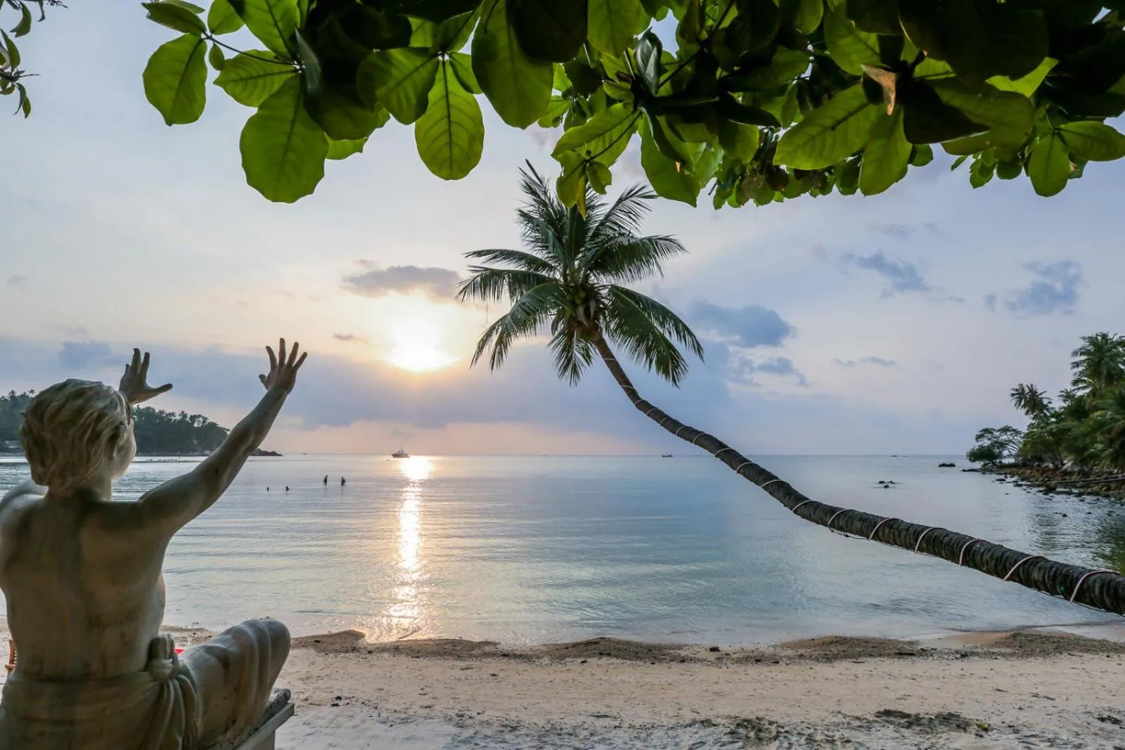 Natural landscape in Villa Cha-Cha Salad Beach Koh Phangan