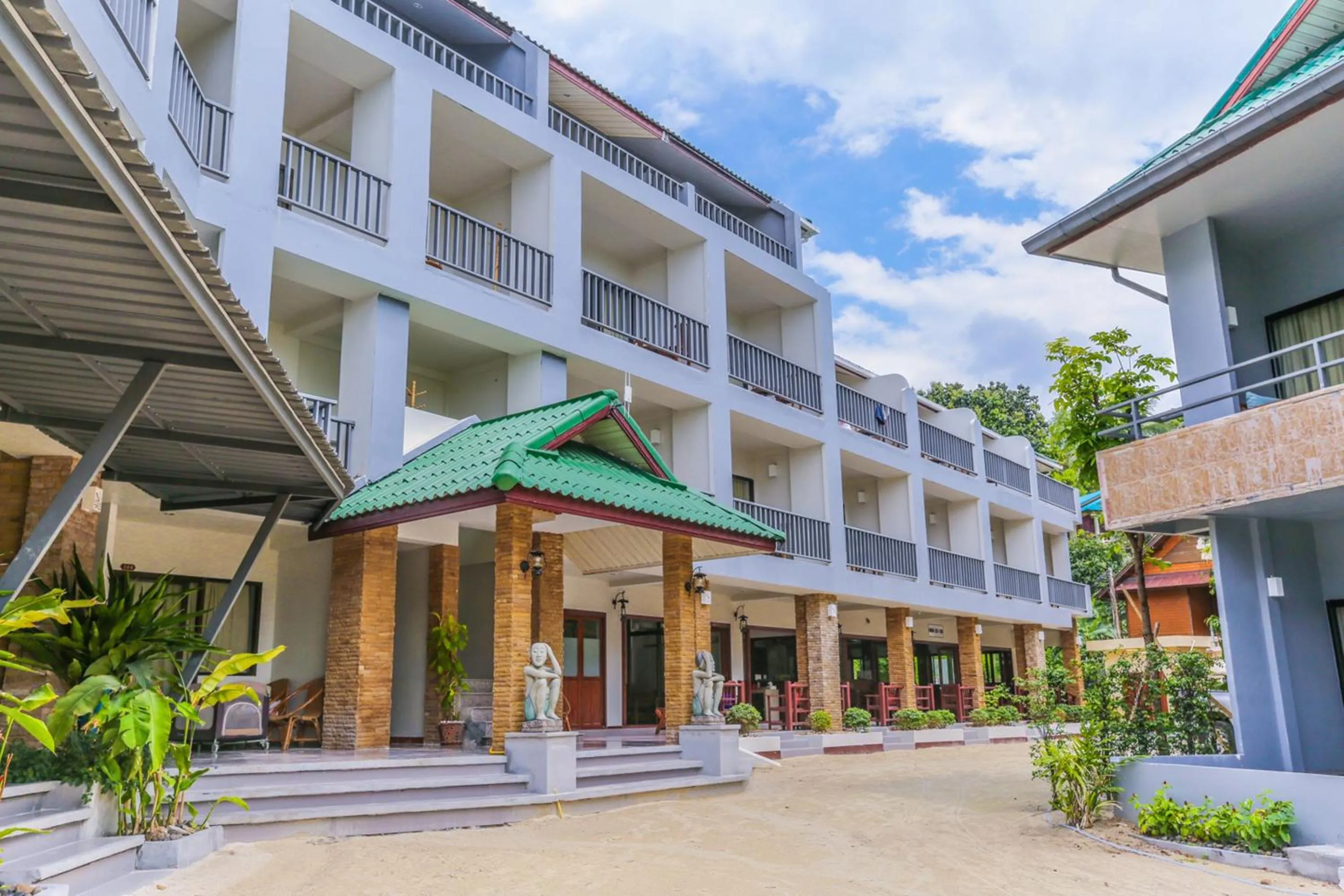 Property building in Villa Cha-Cha Salad Beach Koh Phangan