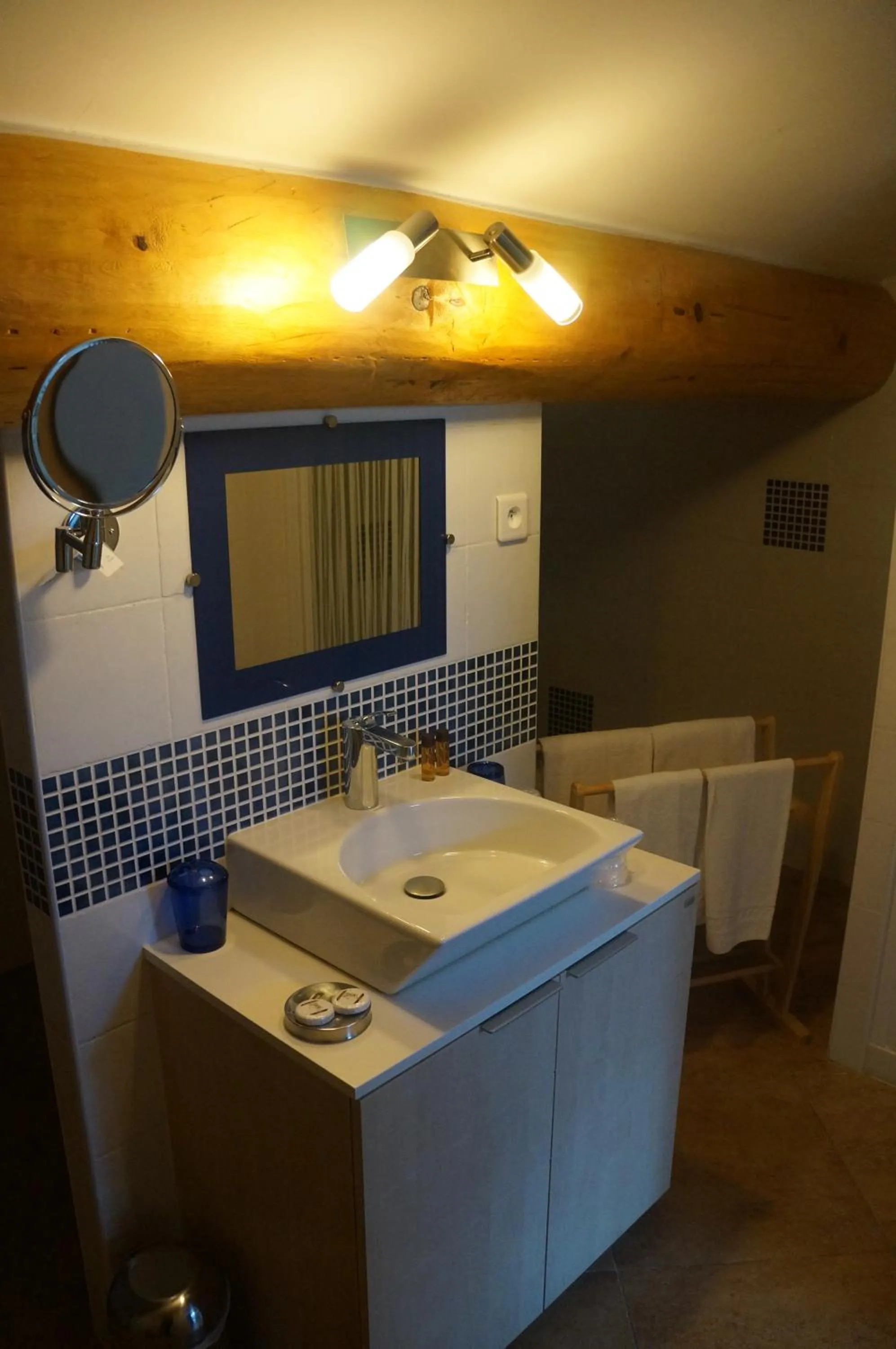 Bathroom in Hotel Le Saint Jean