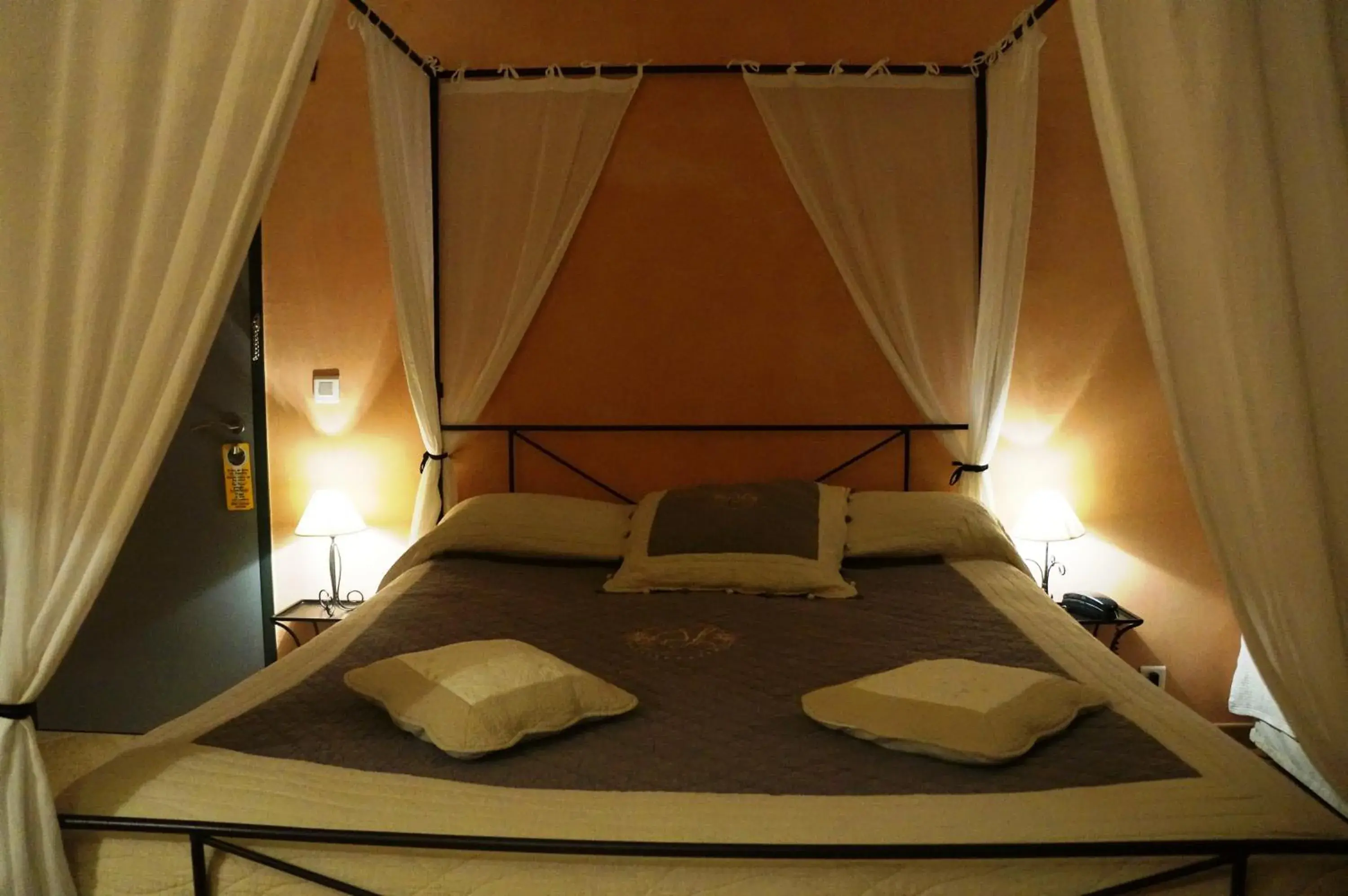 Superior Double Room with Sea View in Hotel Le Saint Jean Superior Double Room with Sea View in Hotel Le Saint Jean