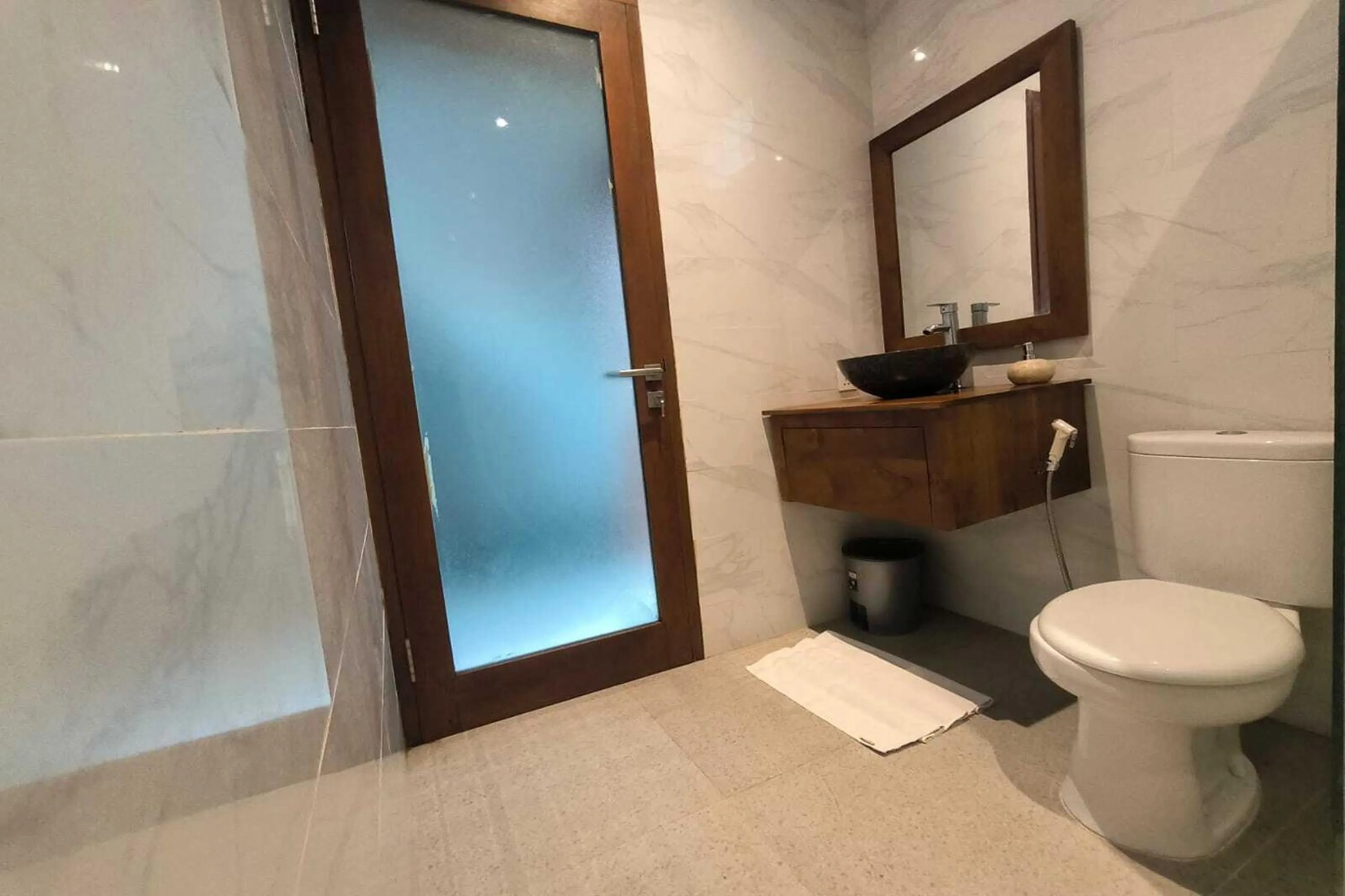 Toilet in Bhuana Shanti Homestay Ubud