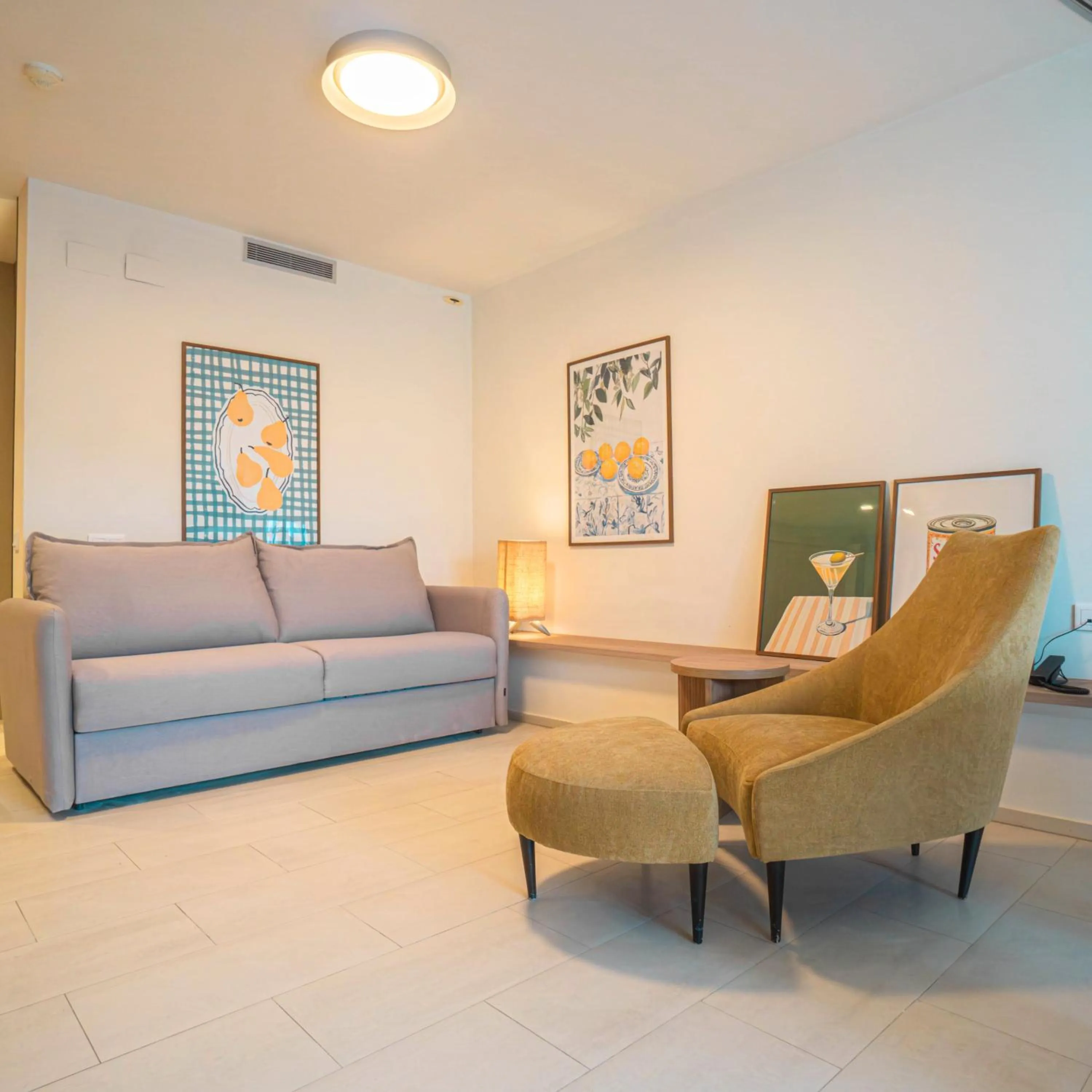 Living room in Ohtels Les Oliveres