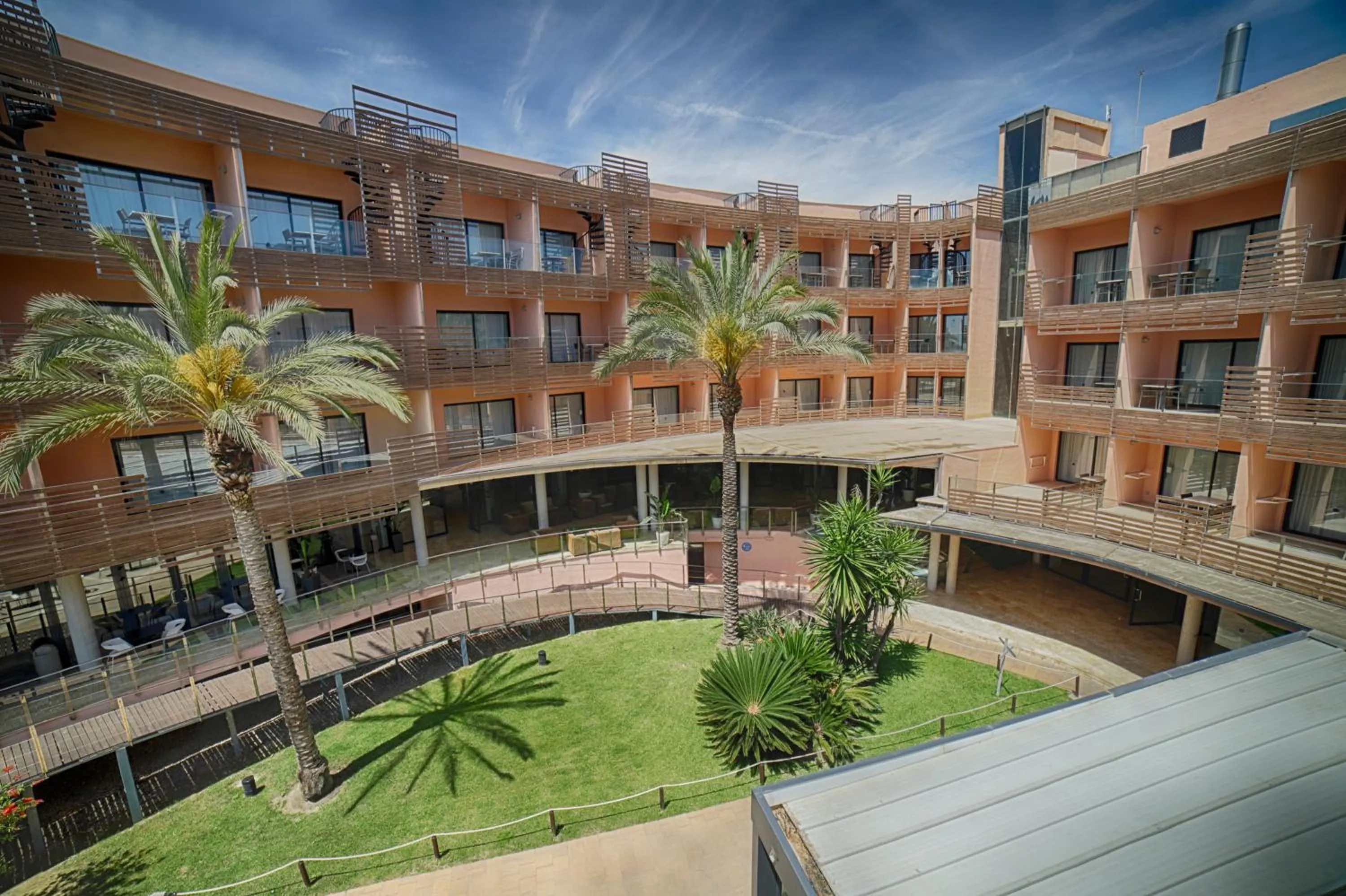 Property building in Ohtels Les Oliveres