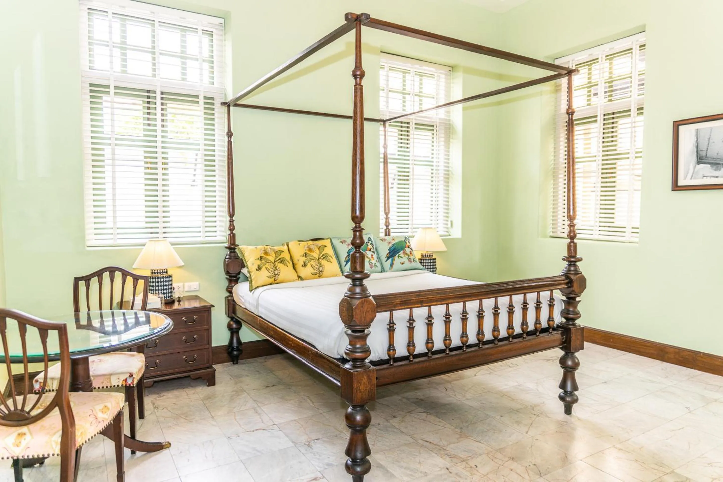 Bed in Baan 2459 Heritage House