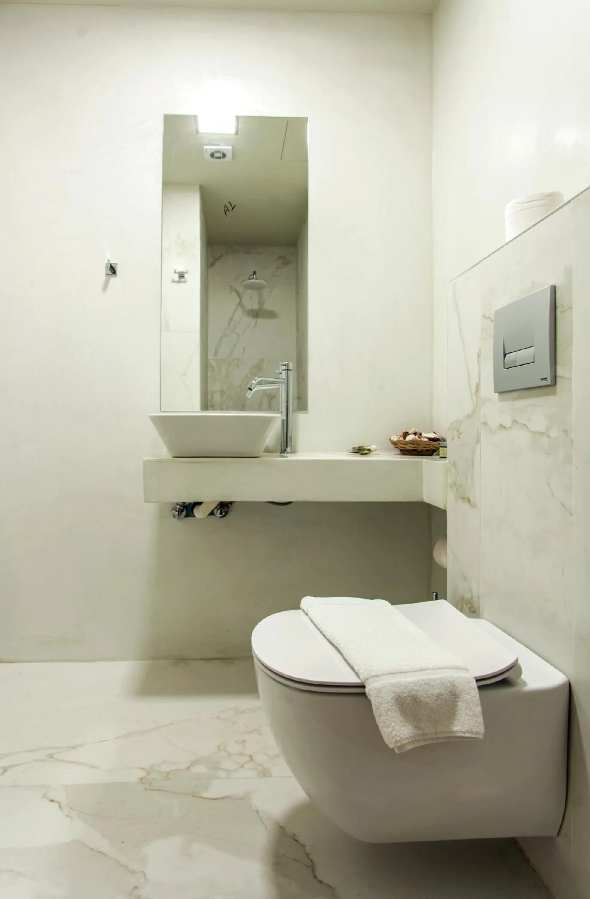 Candia Studios & Rooms