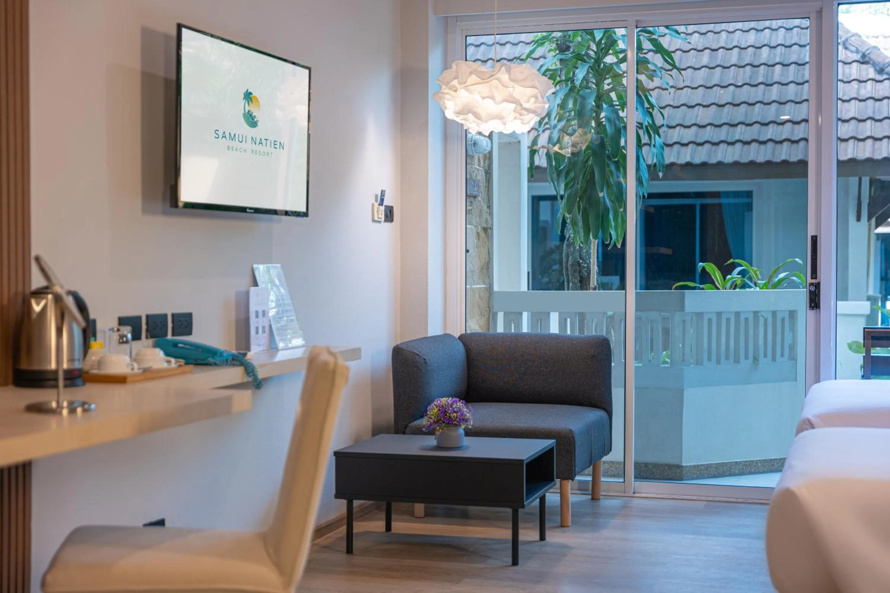 Bed in Samui Natien Resort