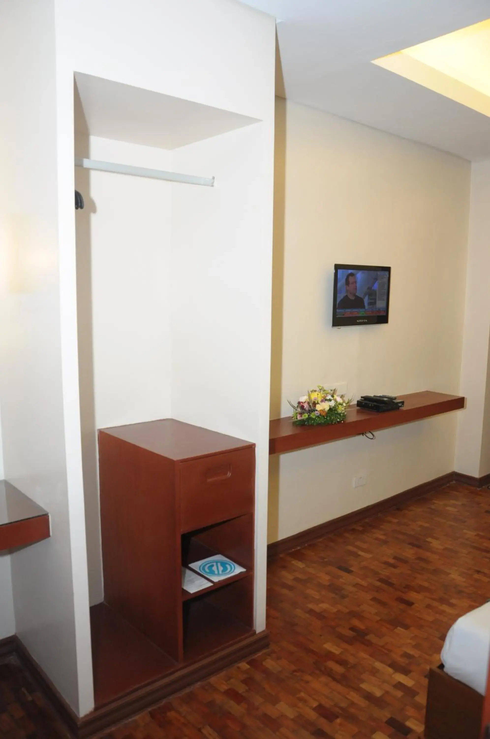 Superior Room with Airconditioned in El Cielito Hotel - Baguio Superior Room with Airconditioned in El Cielito Hotel - Baguio