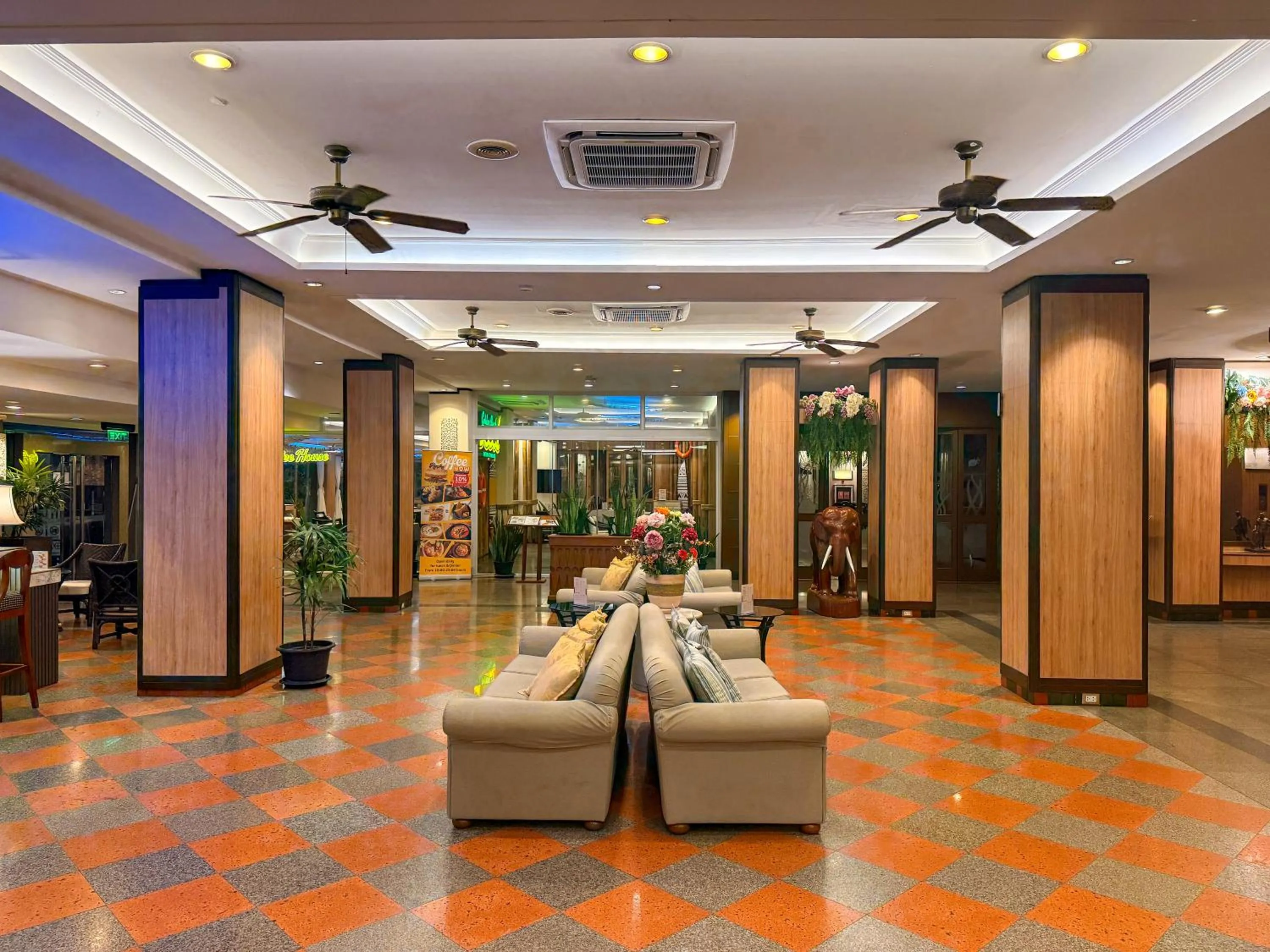 Golden Beach Hotel Pattaya