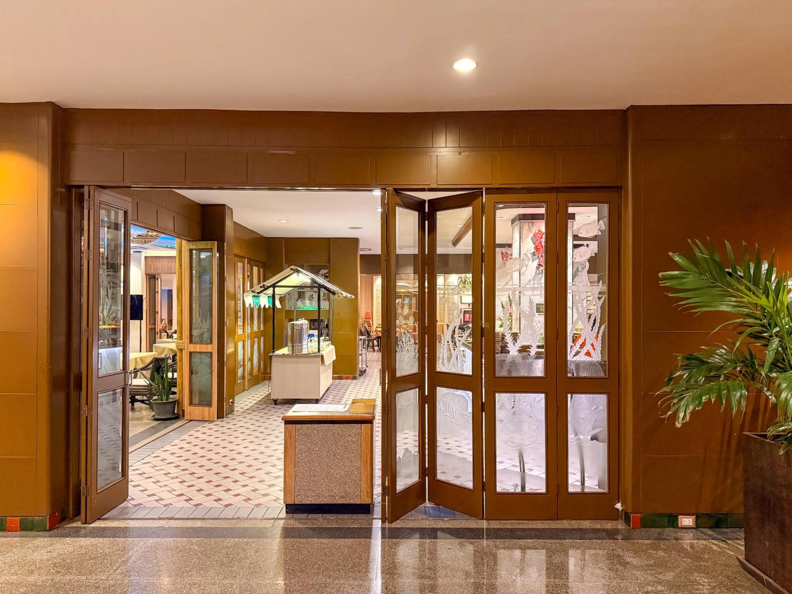 Golden Beach Hotel Pattaya