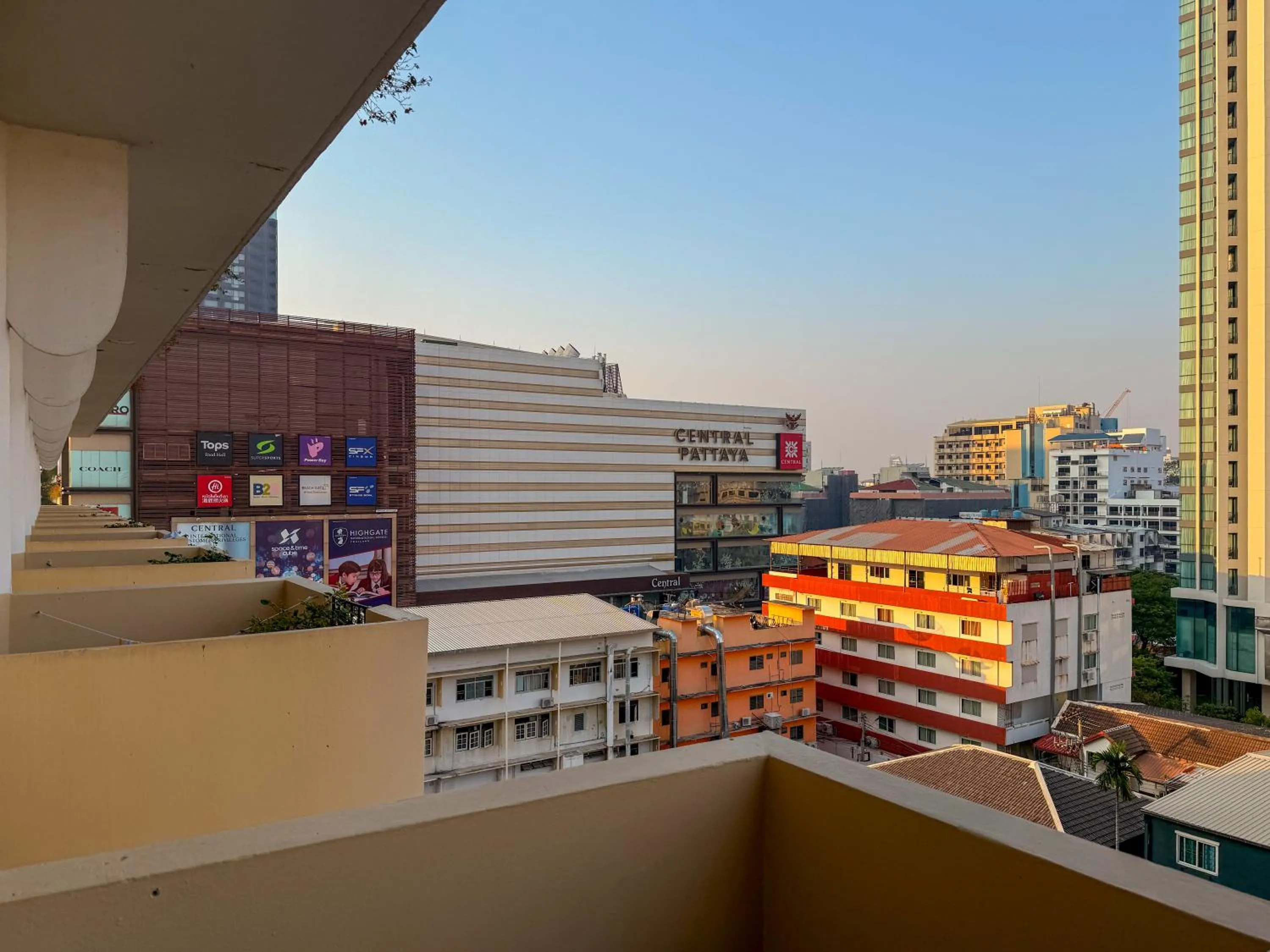 Golden Beach Hotel Pattaya