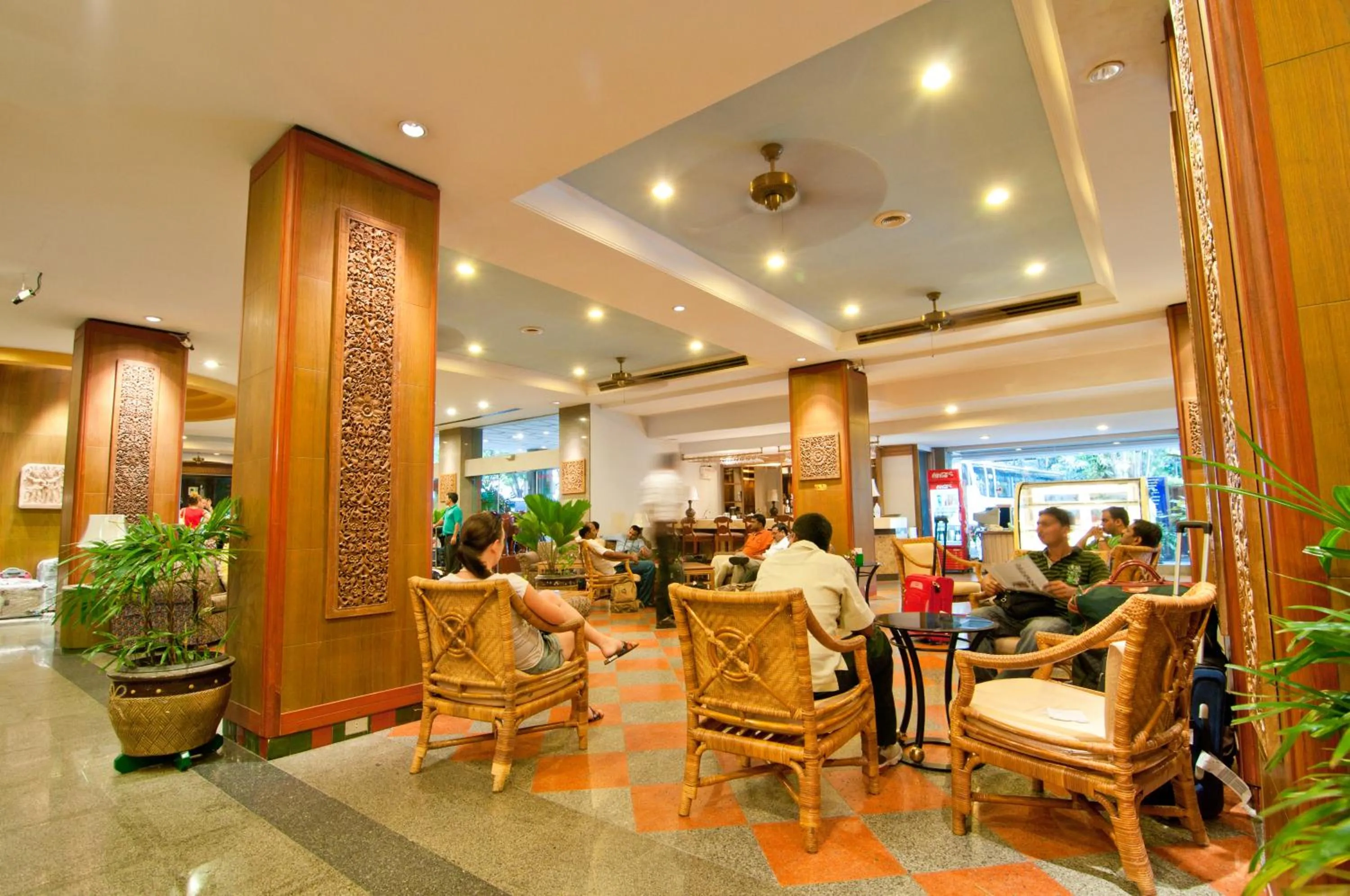 Lobby or reception in Golden Beach Hotel Pattaya