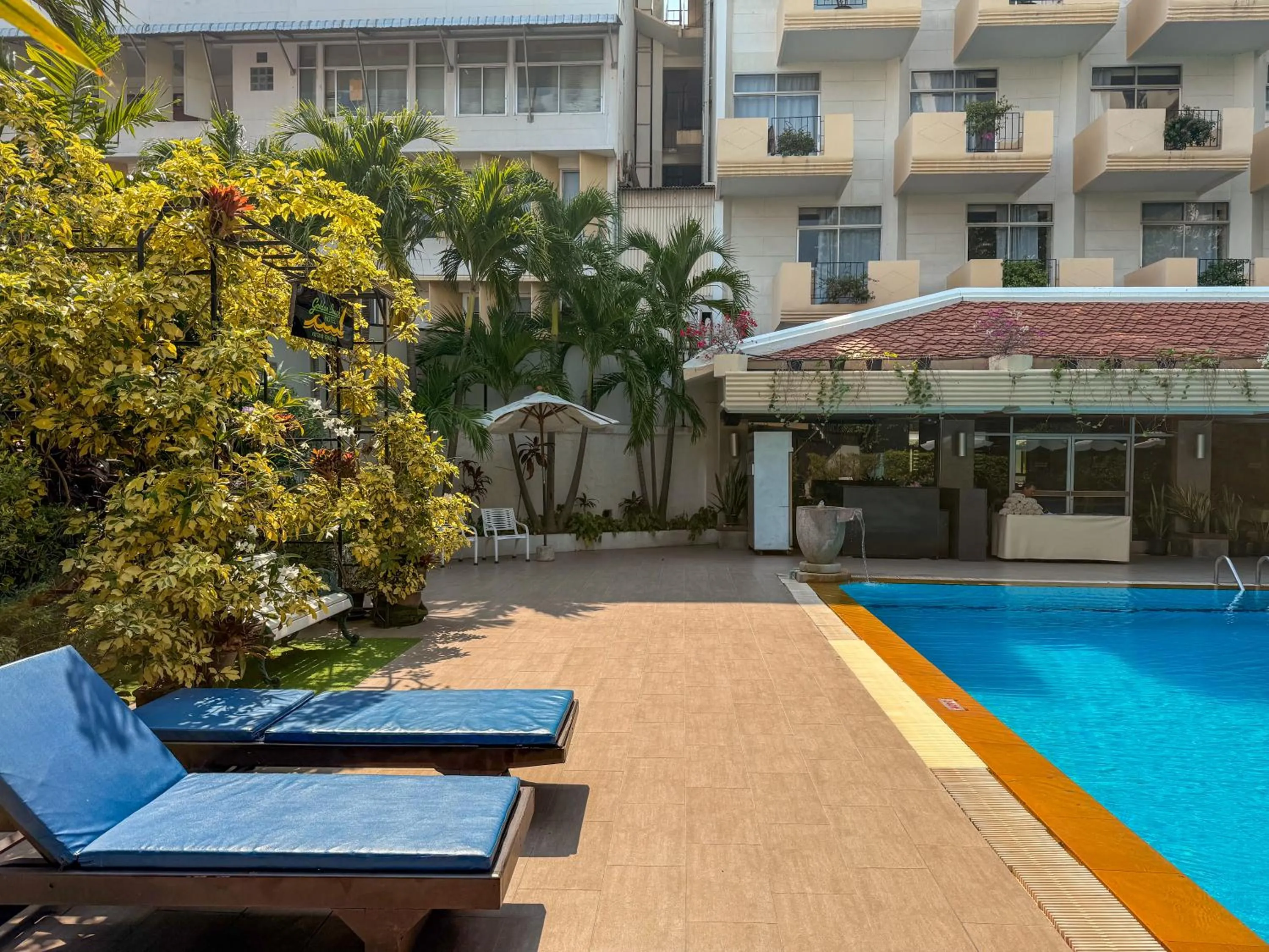 Golden Beach Hotel Pattaya