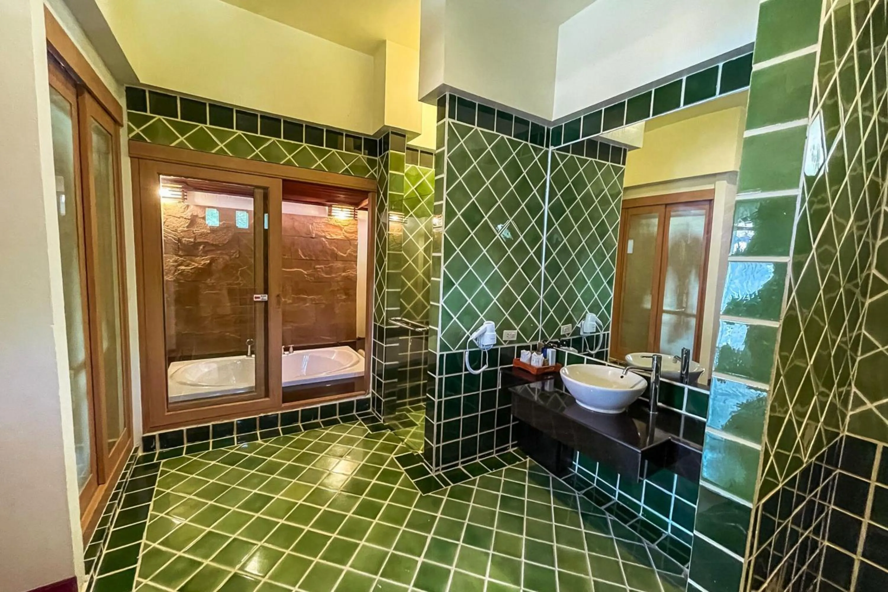 Shower in Kacha Resort & Spa, Koh Chang