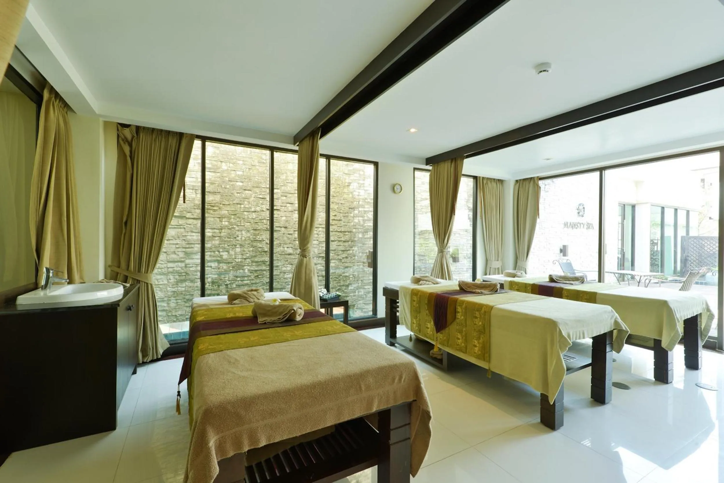 Massage, Bed in Kacha Resort & Spa, Koh Chang