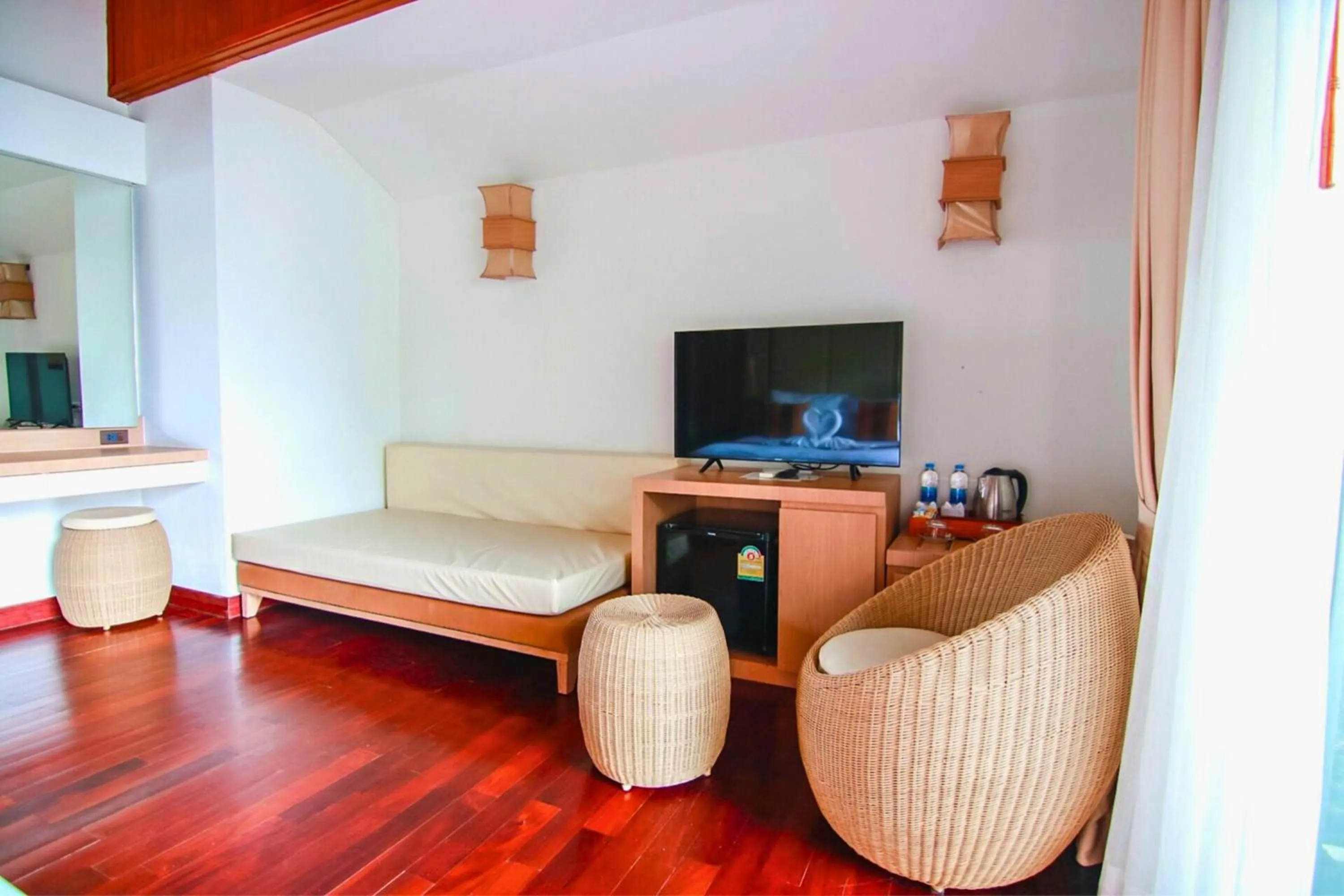 TV and multimedia in Kacha Resort & Spa, Koh Chang