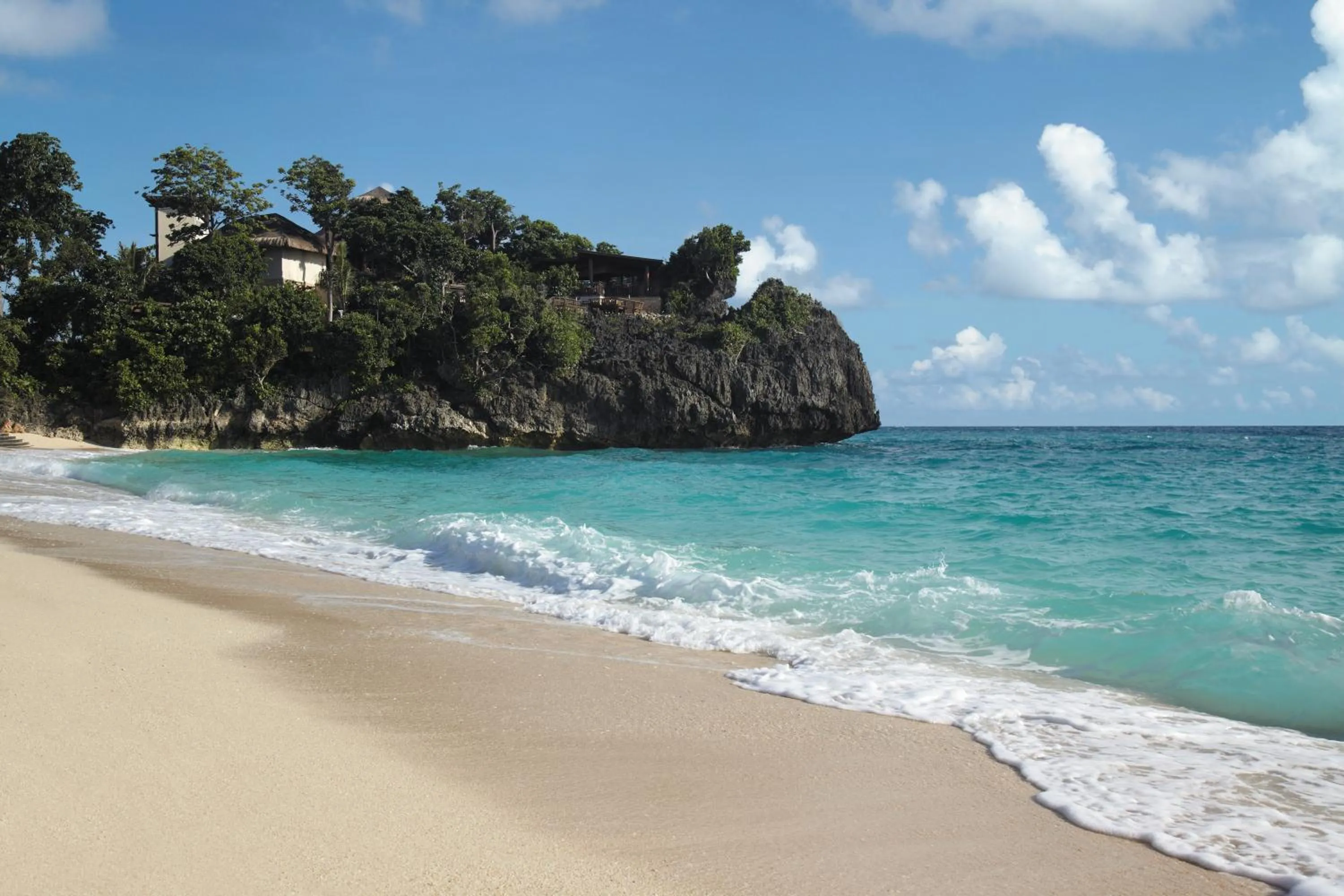 Beach in Shangri-La Boracay