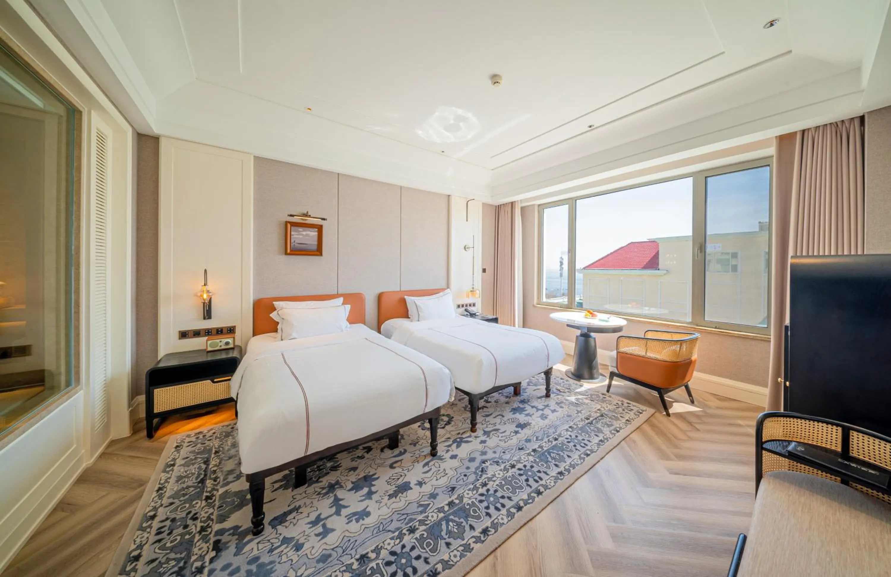 Bed in Qingdao Seaview Garden Hotel