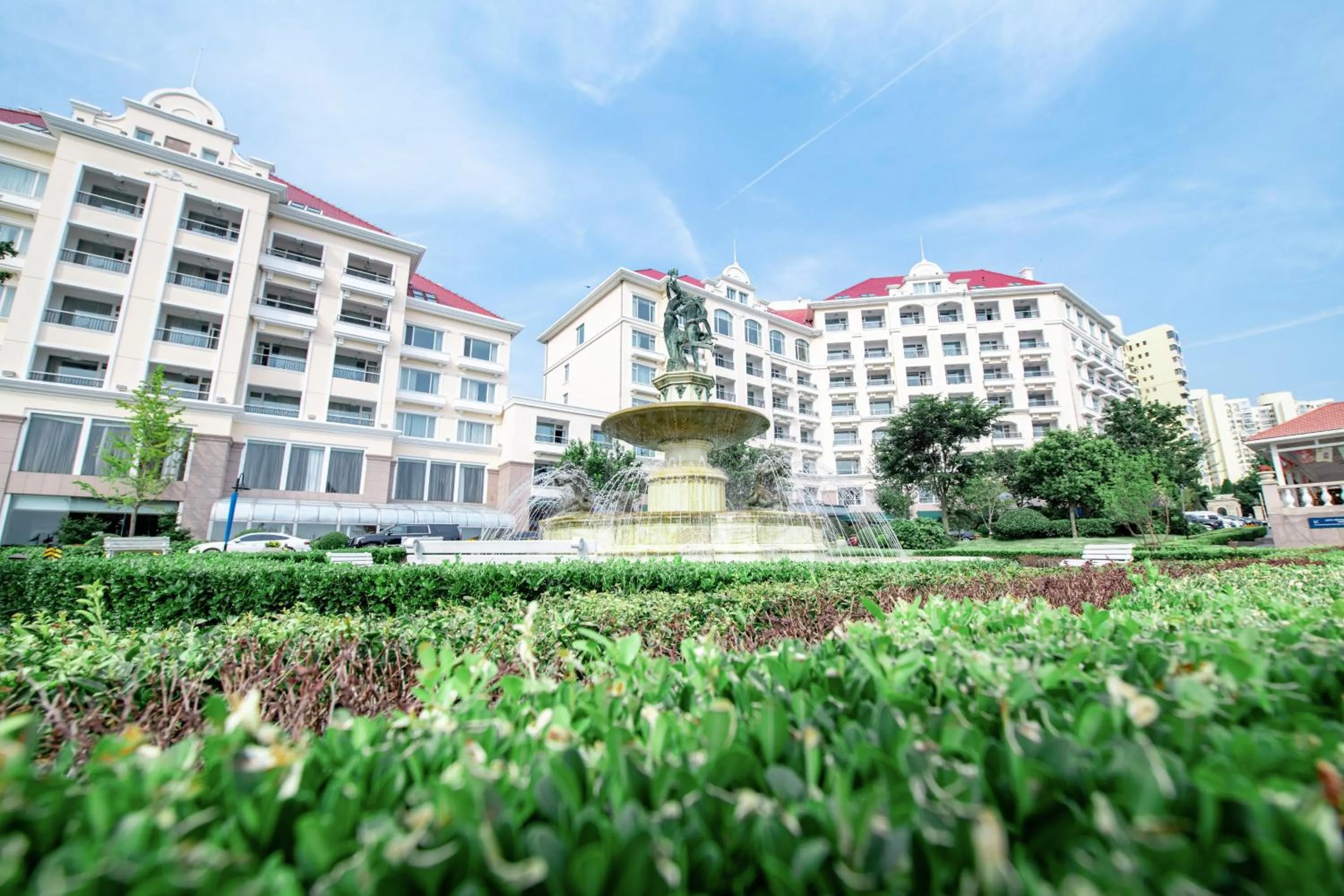 Qingdao Seaview Garden Hotel