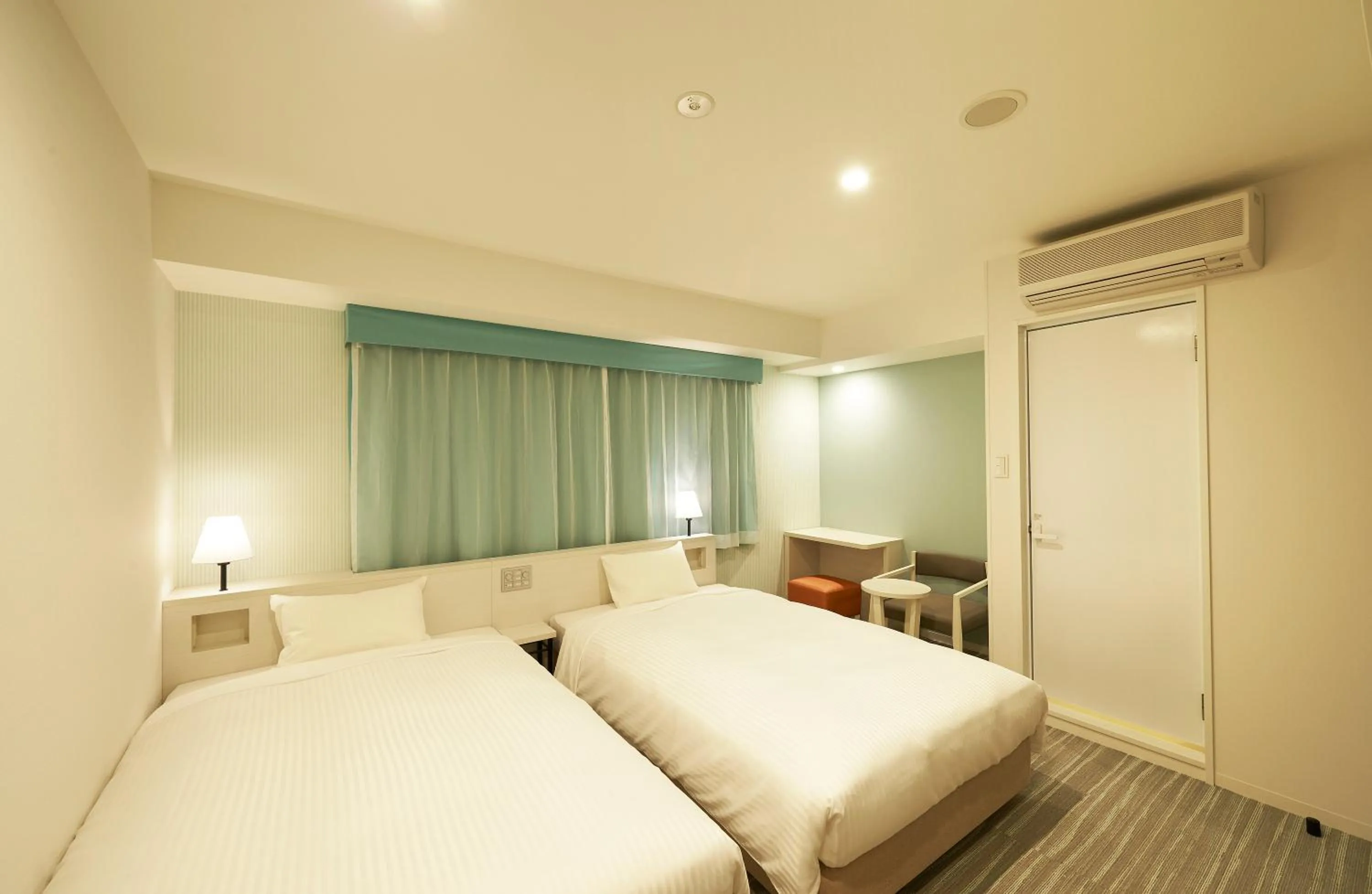 Photo of the whole room, Bed in Sotetsu Fresa Inn Ginza Sanchome
