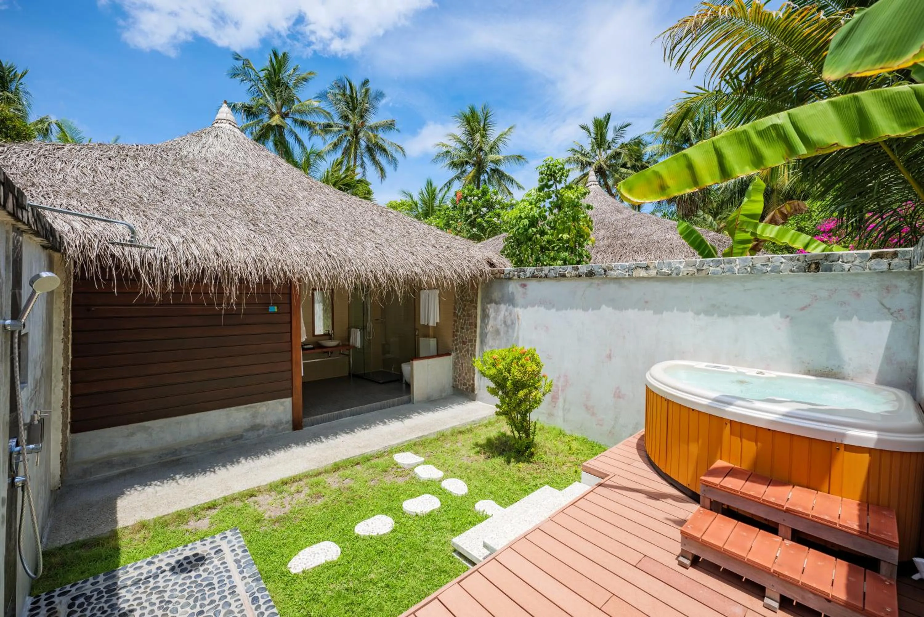 Open Air Bath in Kuramathi Maldives