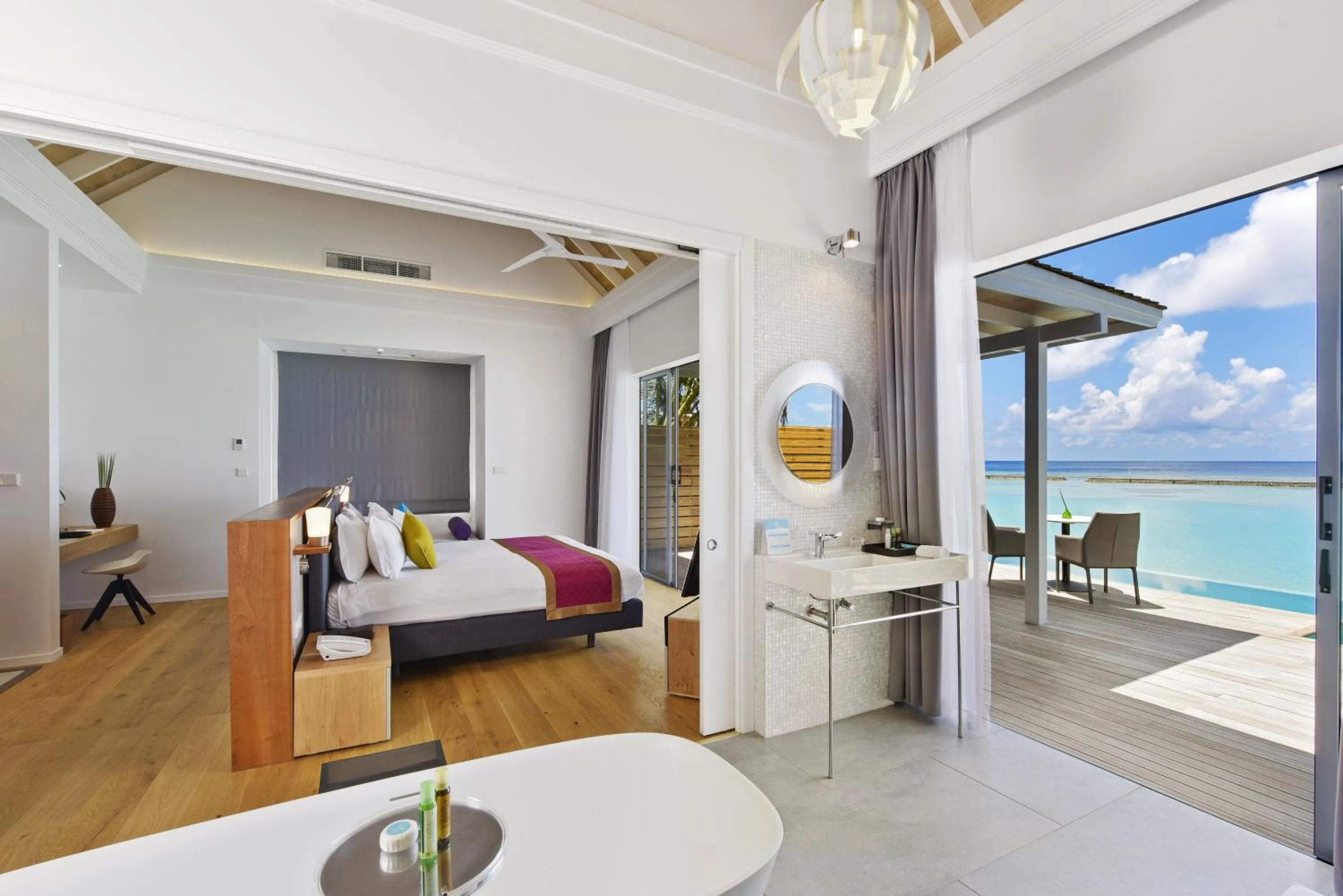 Bedroom, Bed in Kuramathi Maldives