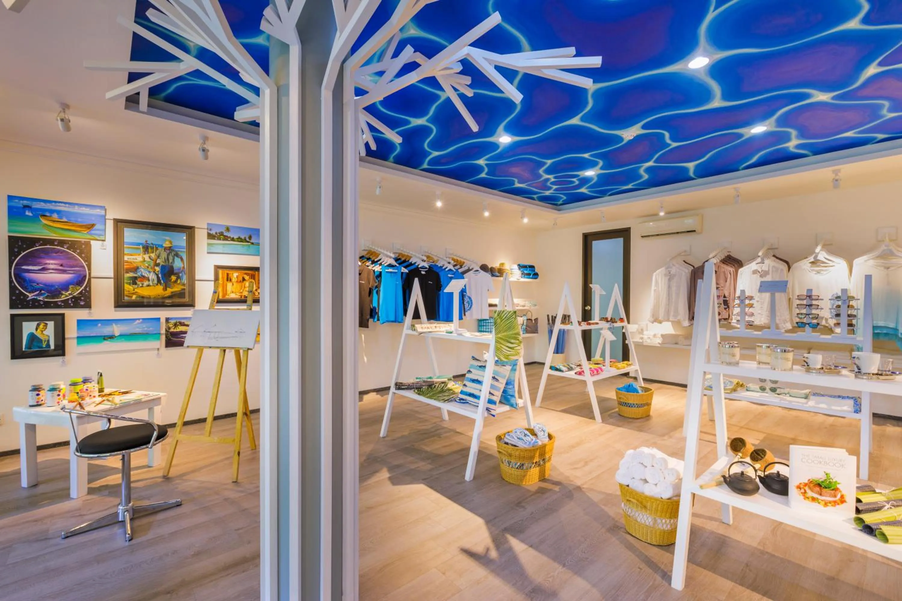 Area and facilities in Velassaru Maldives