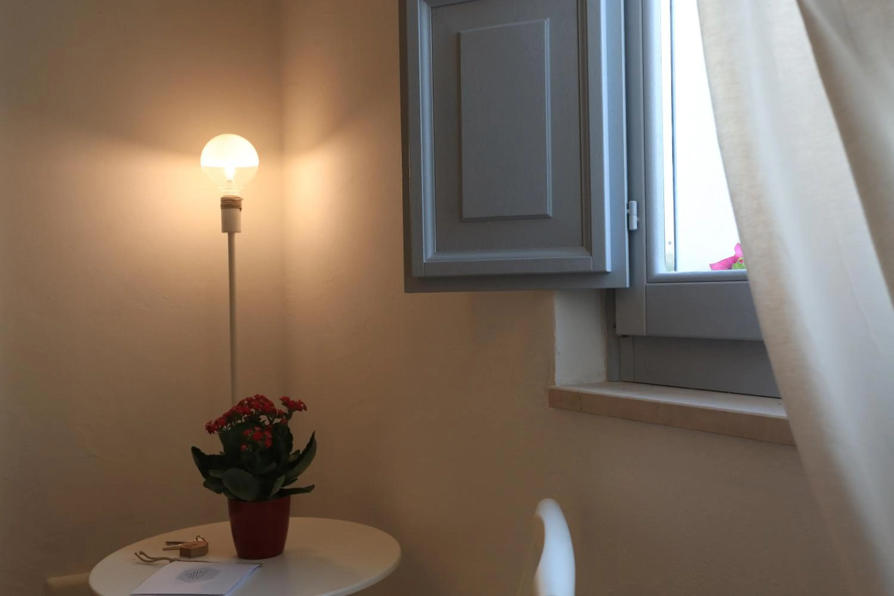 Bedroom in FONTEblu B&B