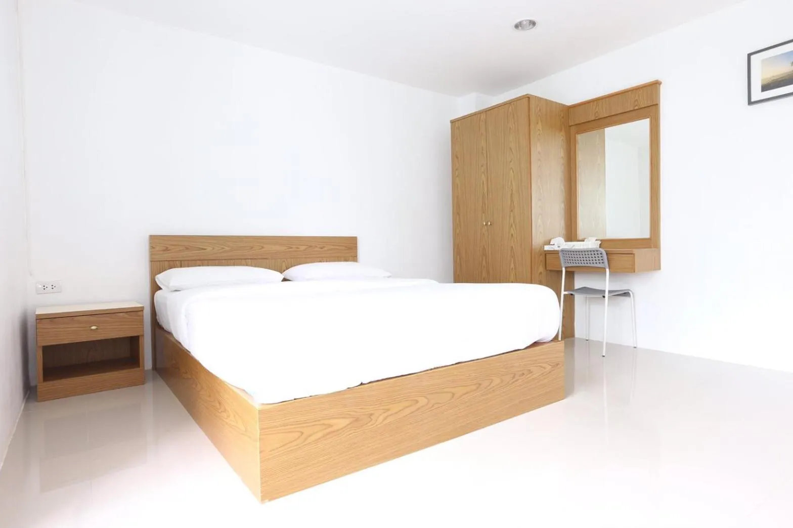 Bed in Chamnan Residence