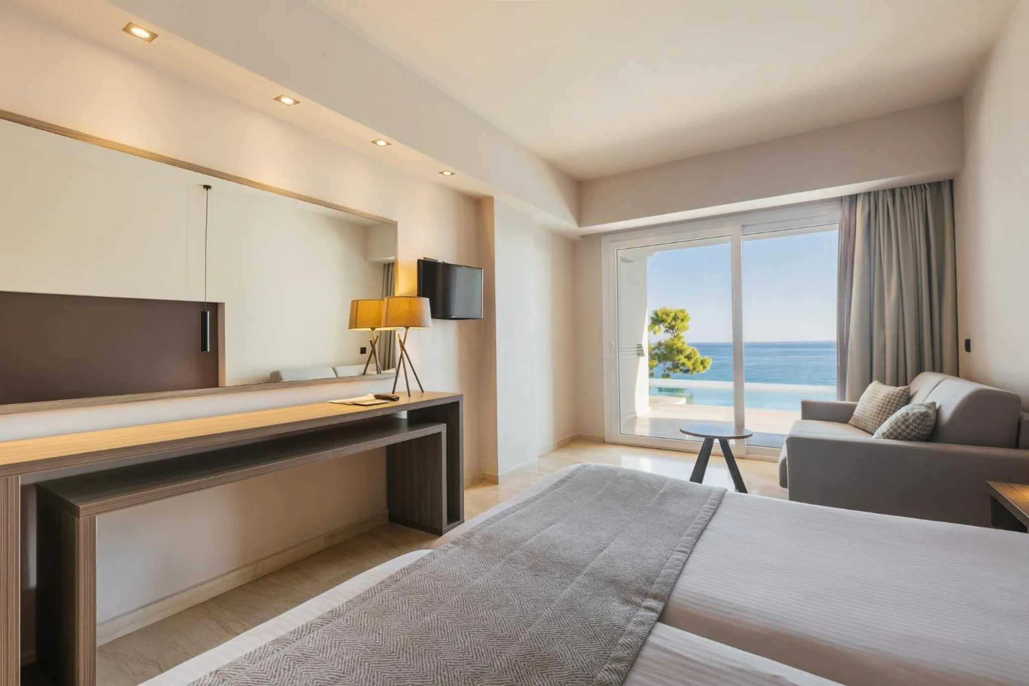 Bed in Alexandra Beach Resort & Spa