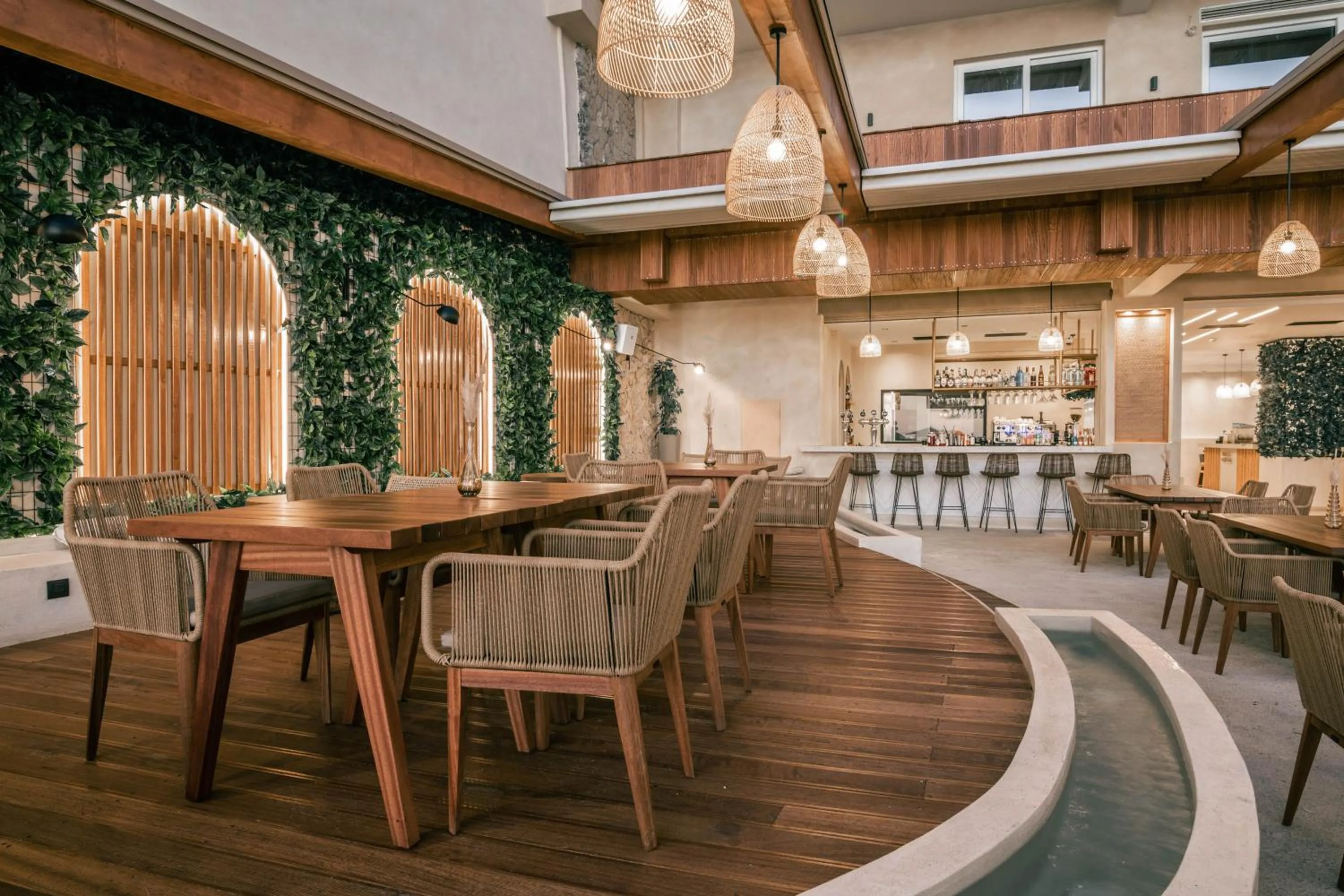 Restaurant/places to eat in Alexandra Beach Resort & Spa