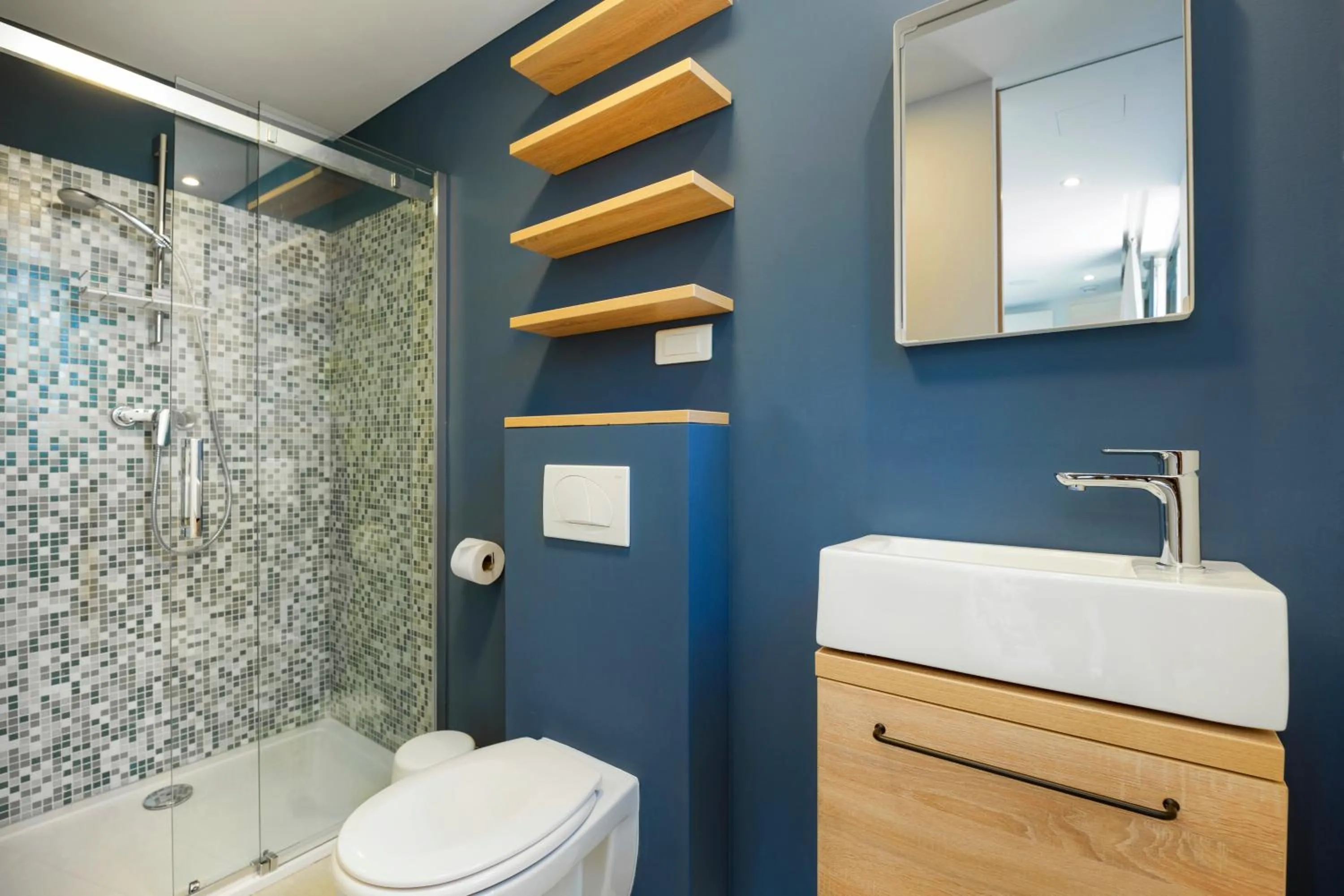 Bathroom in Kamp Vira Mobile Homes