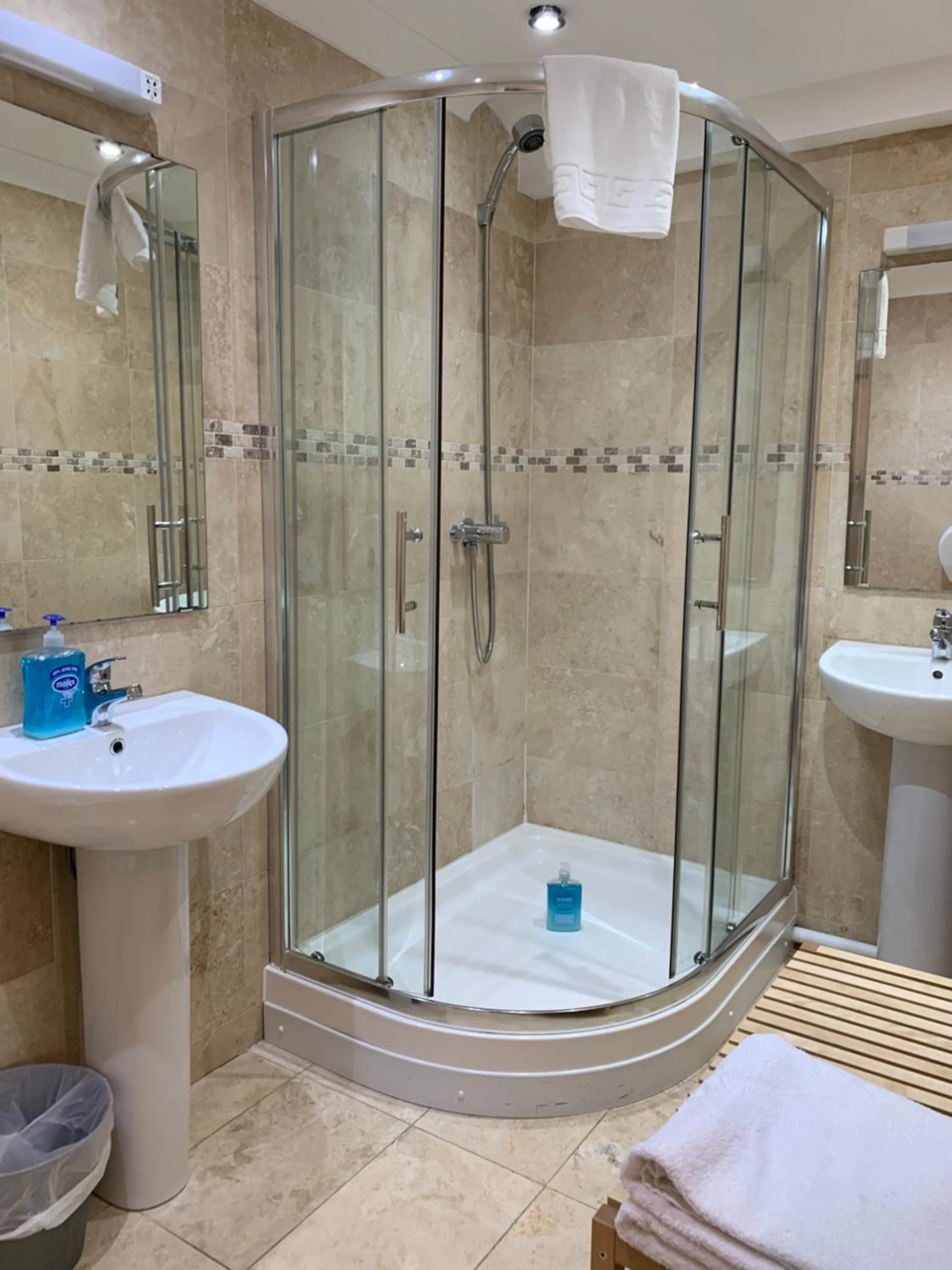 Shower in New Union ADULTS ONLY