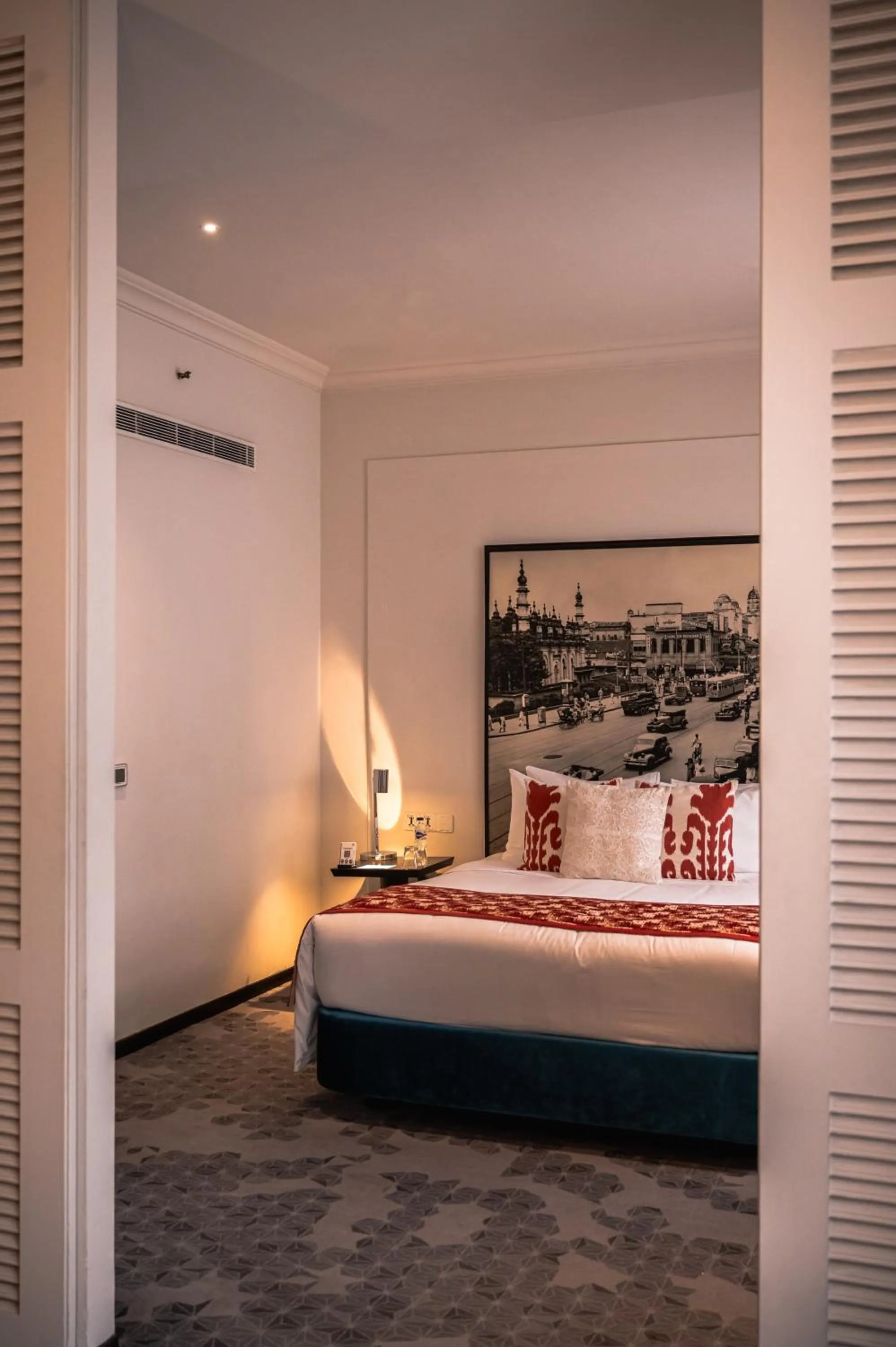 Bed in The Park Kolkata