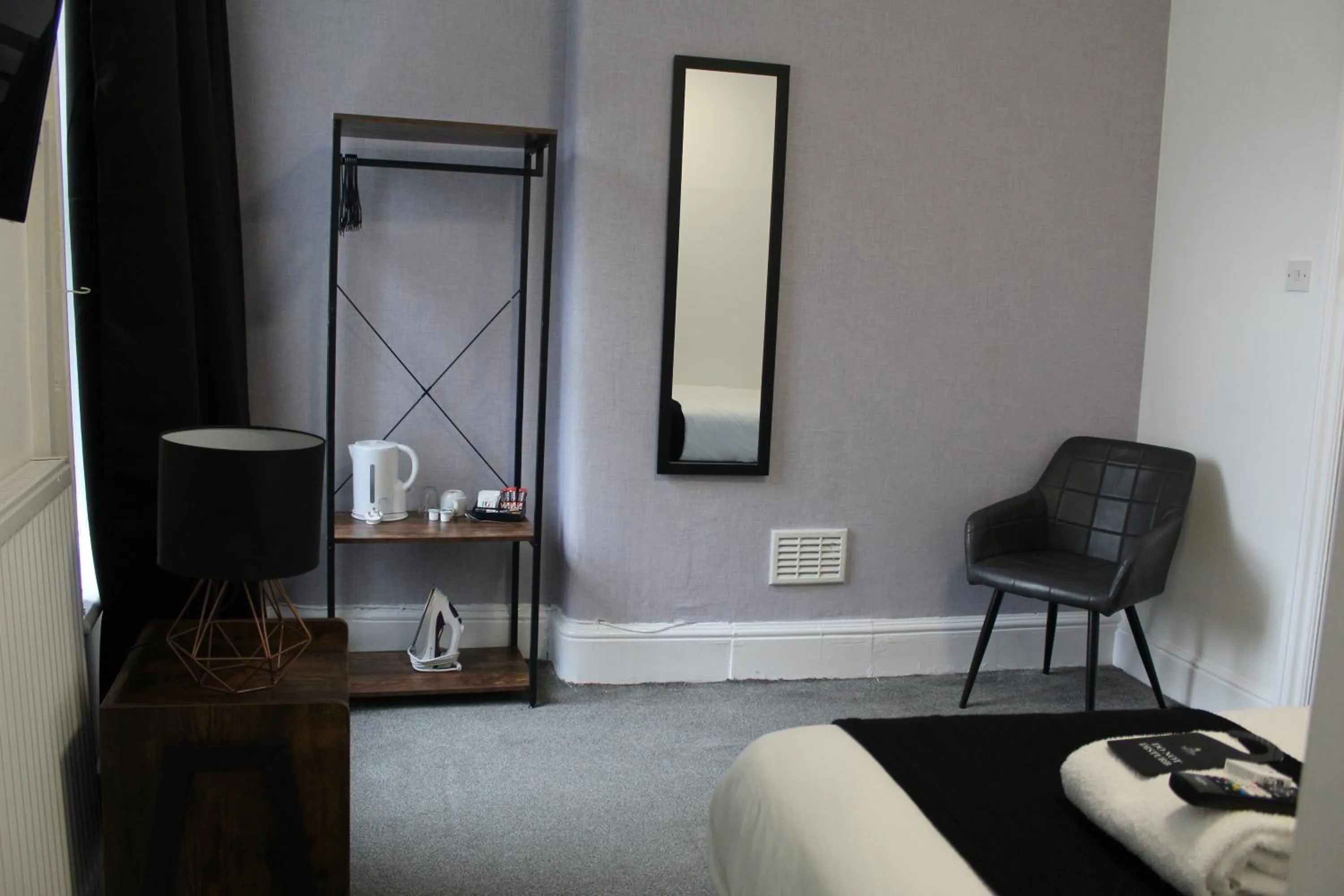 Bedroom in Mitre Hotel Manchester City Centre