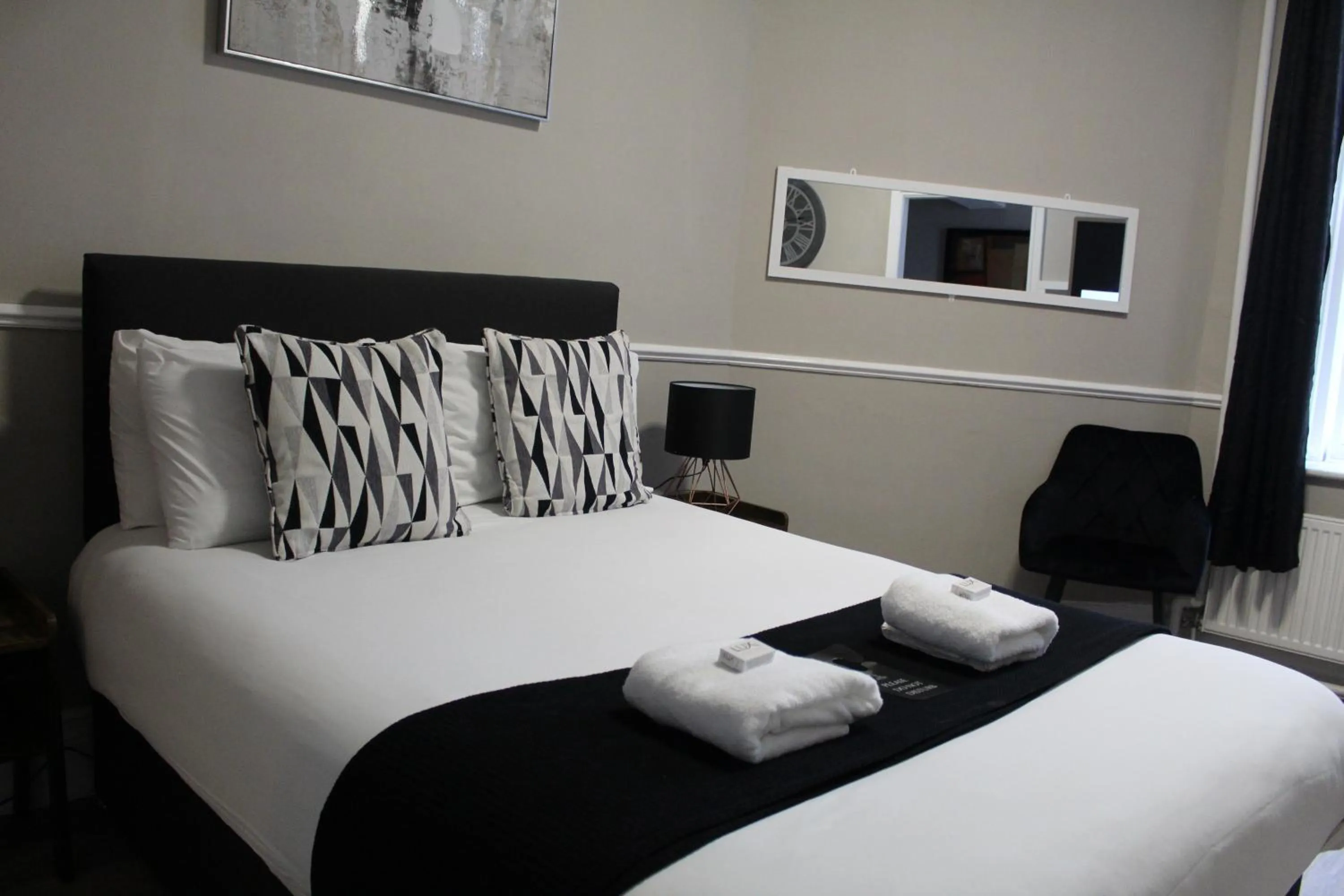 Bed in Mitre Hotel Manchester City Centre